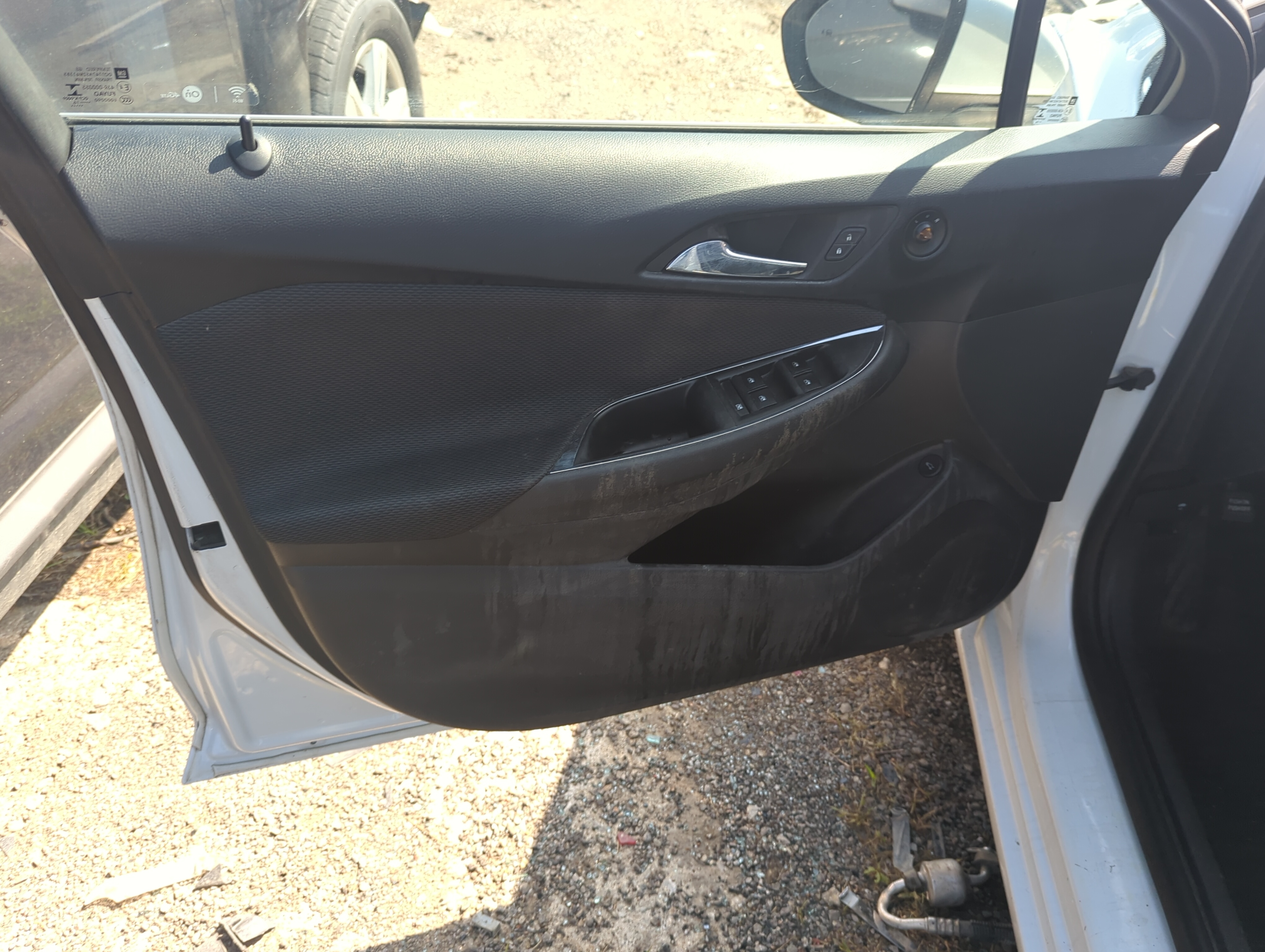 2016 Chevrolet Cruze Front Left Driver Interior Door Panel Trim 1140839 - Oemusedautoparts1.com