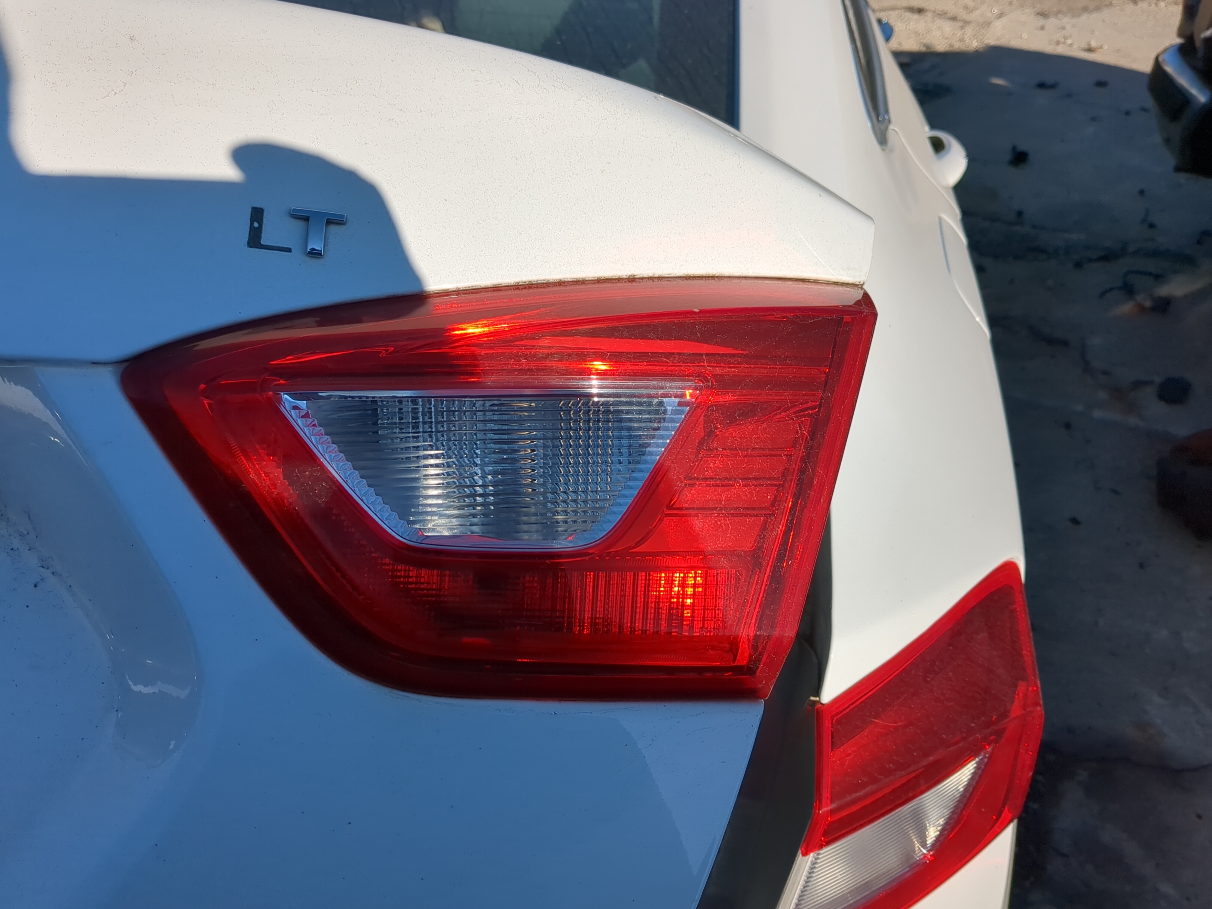 Picture of Tail Lights 2016 CHEVROLET CRUZE