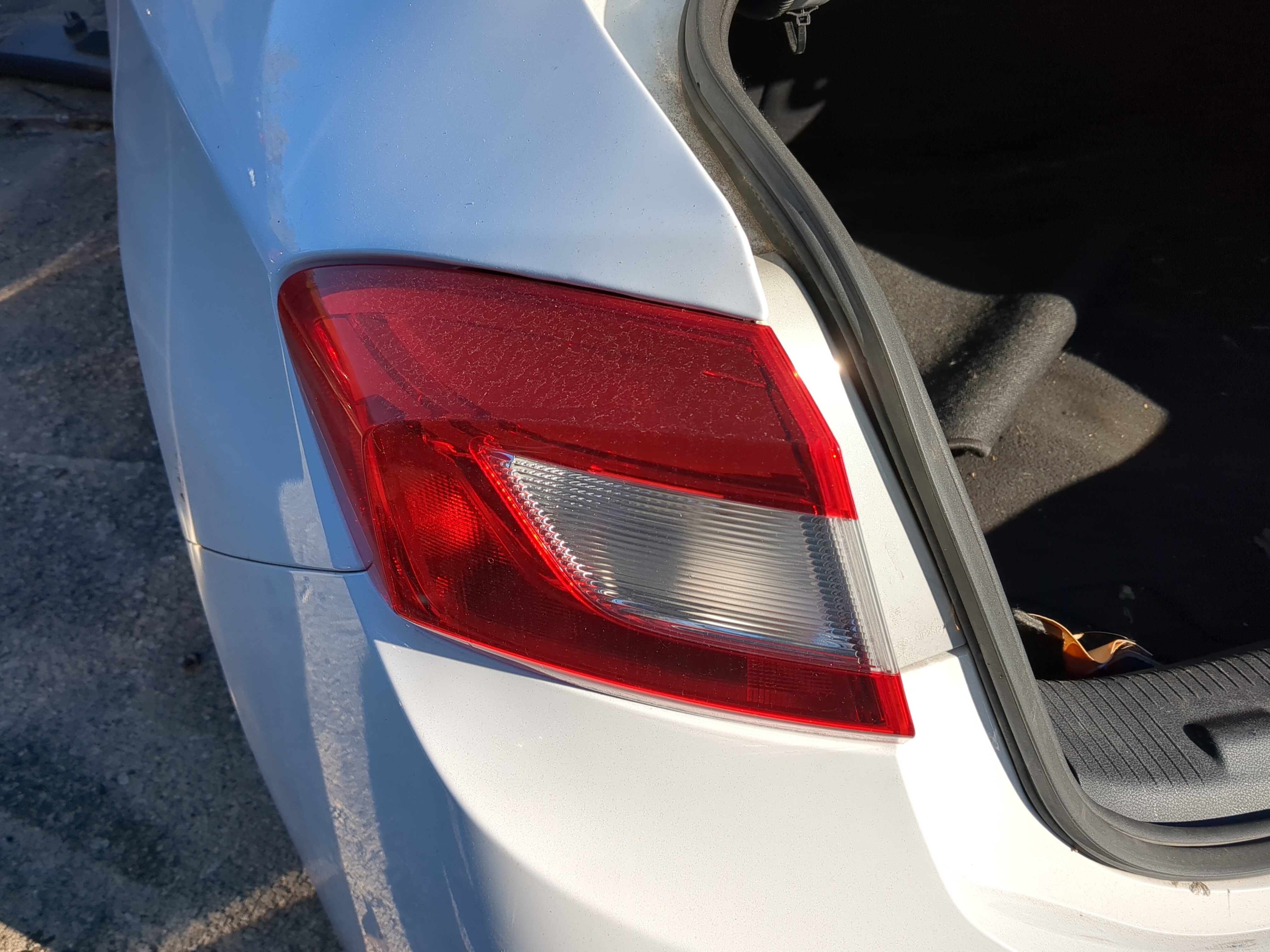 Picture of 2016-2016 Chevrolet Cruze Driver Left Side Tail Light Taillight Oem 1140862