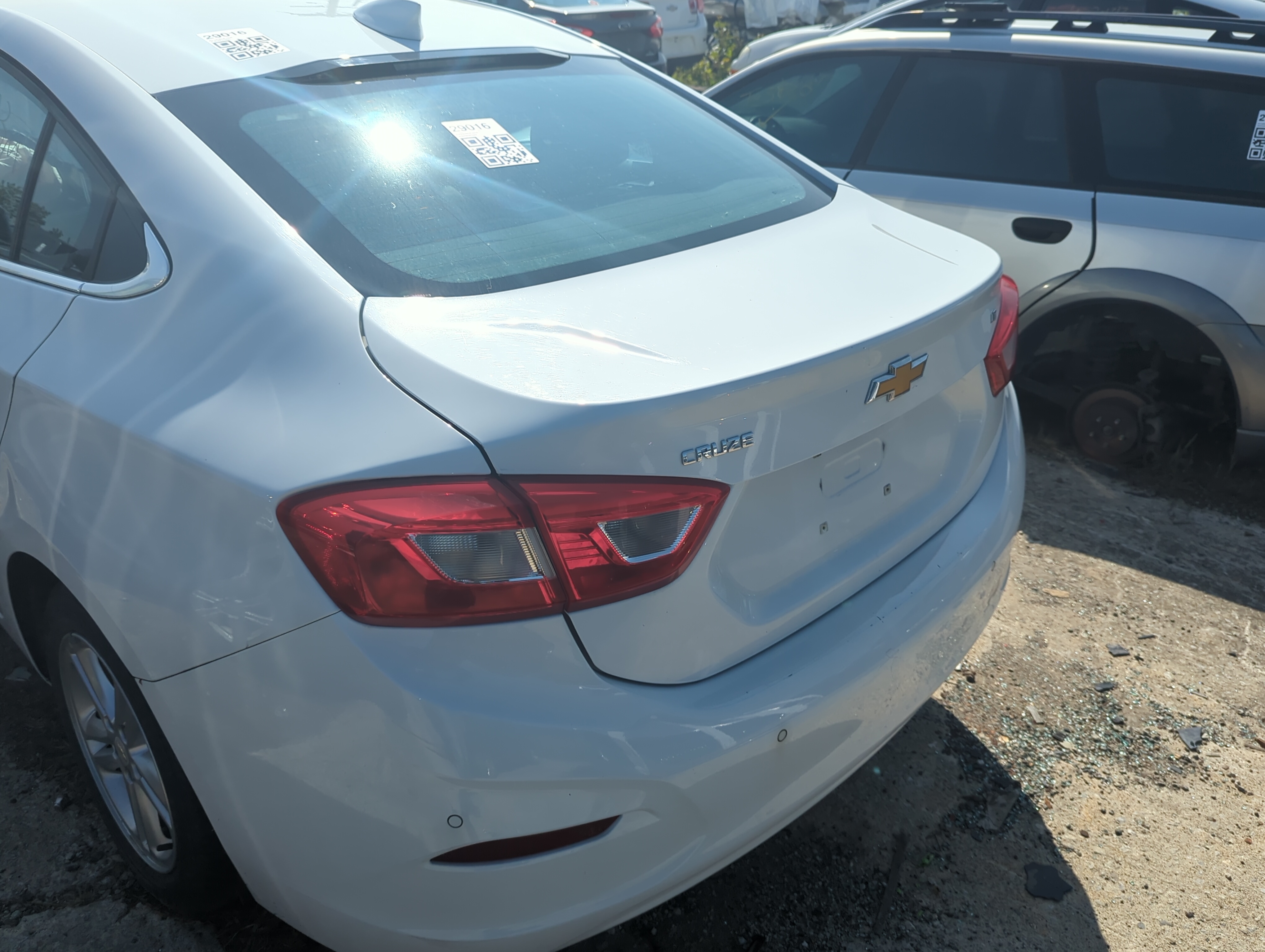 2016-2017 Chevrolet Cruze Trunk/decklid/hatch/tailgate Oem 1140915 - Oemusedautoparts1.com
