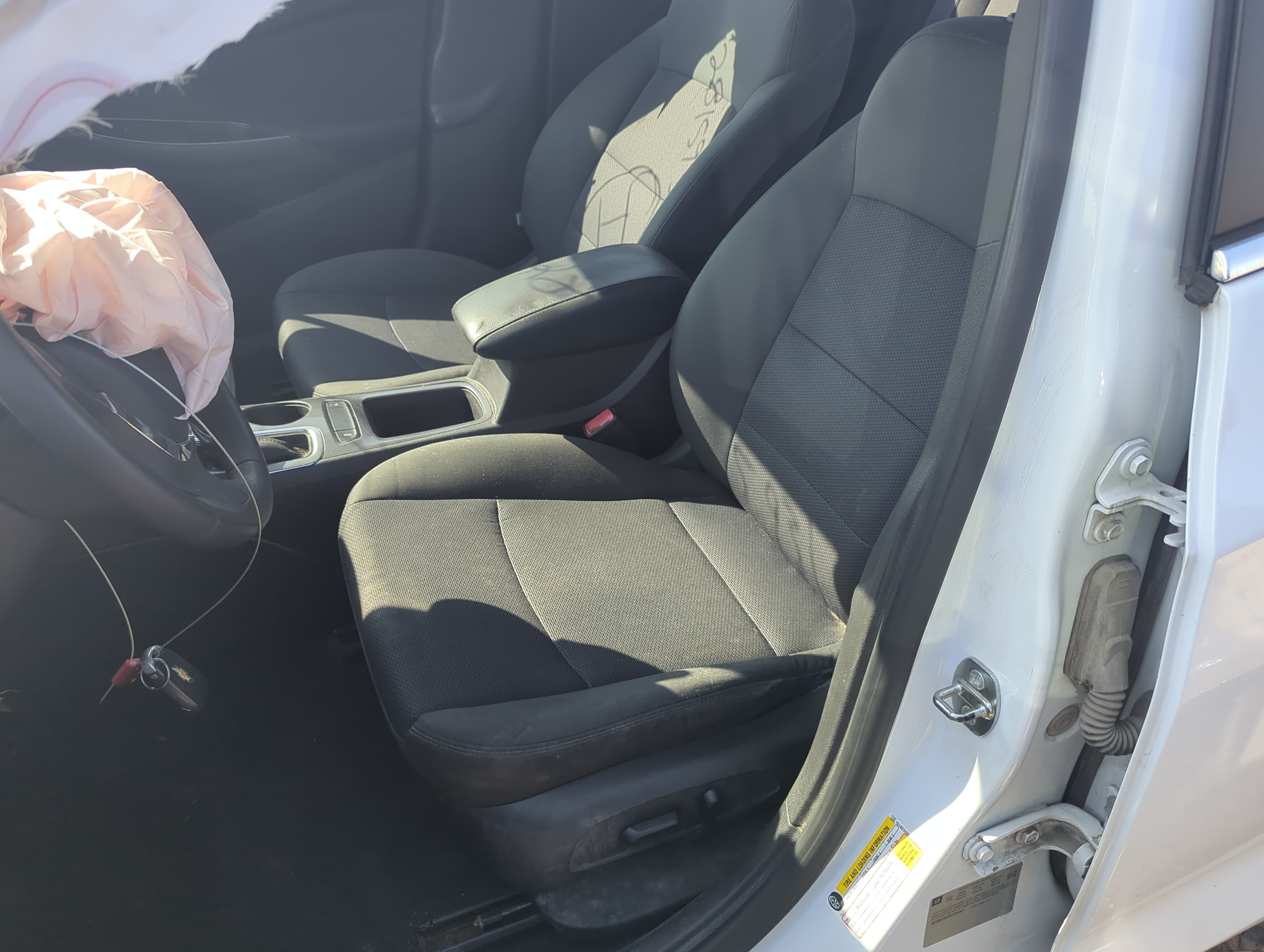 Picture of 2016-2017 Chevrolet Cruze Driver Front Seat Oem 1140977