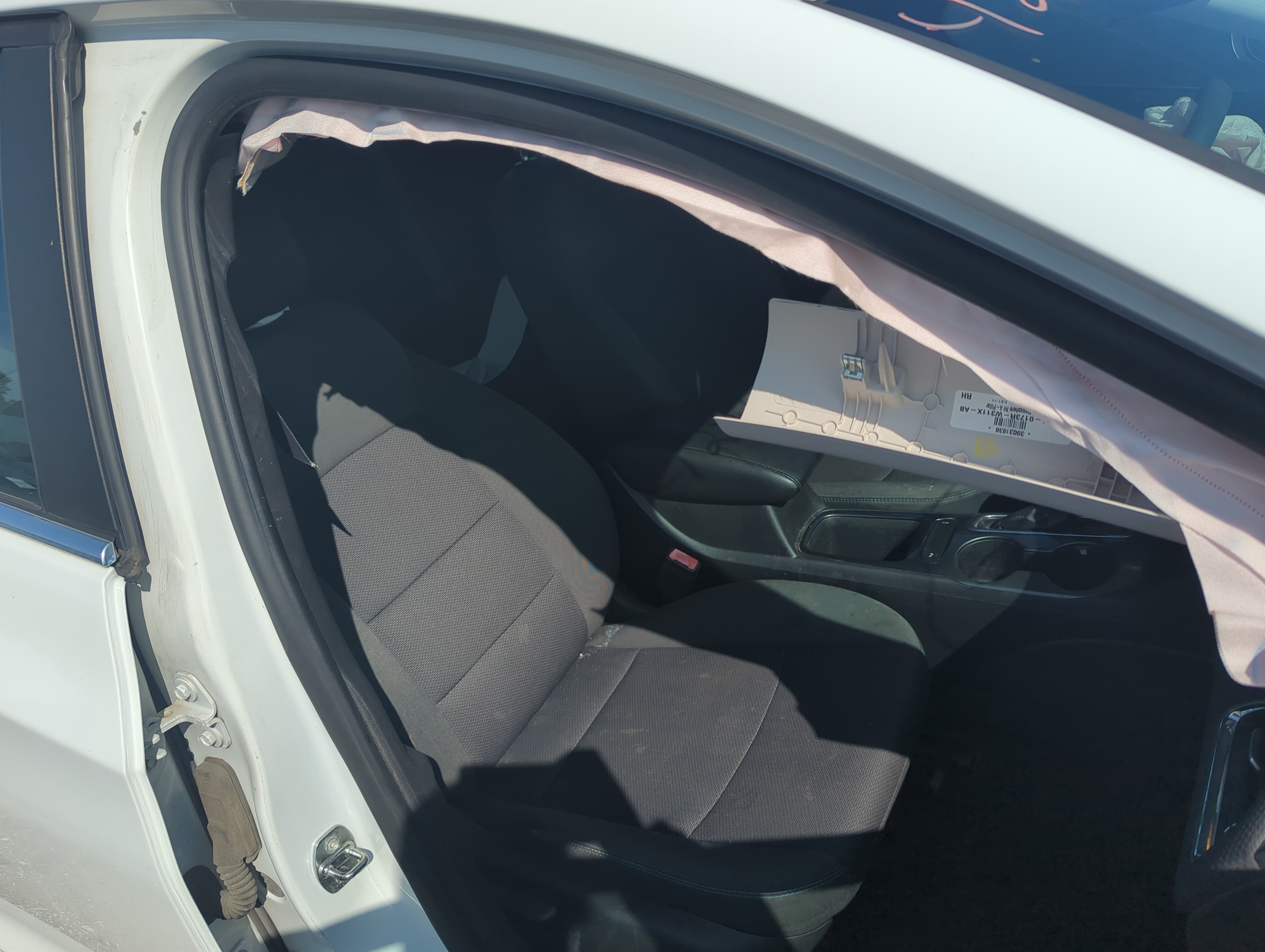 Picture of 2016-2018 Chevrolet Cruze Passenger Front Seat Oem 1140978