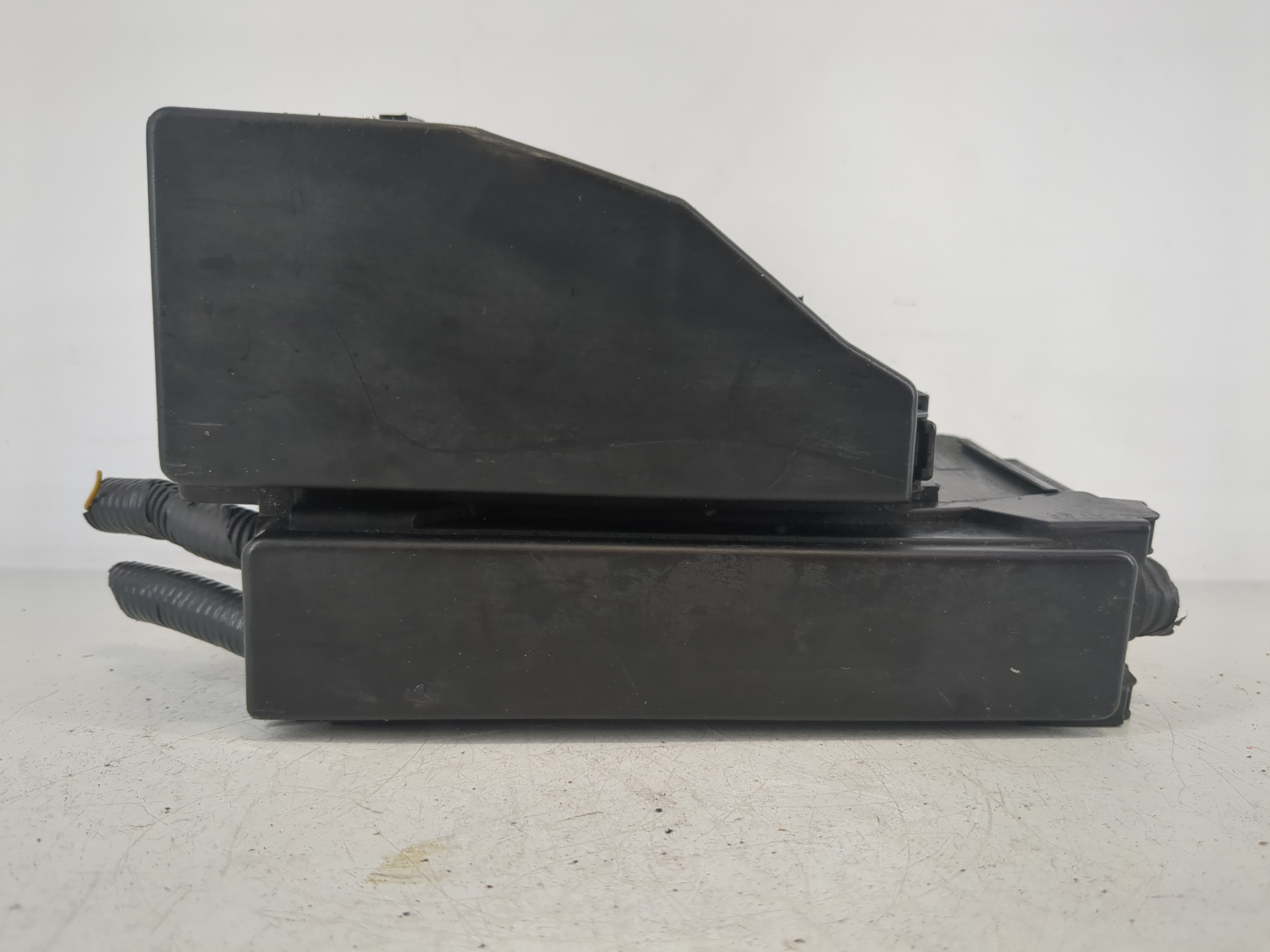 2016-2017 Nissan Altima Fusebox Fuse Box Relay Module 7254-5763-30 1140995 - Oemusedautoparts1.com