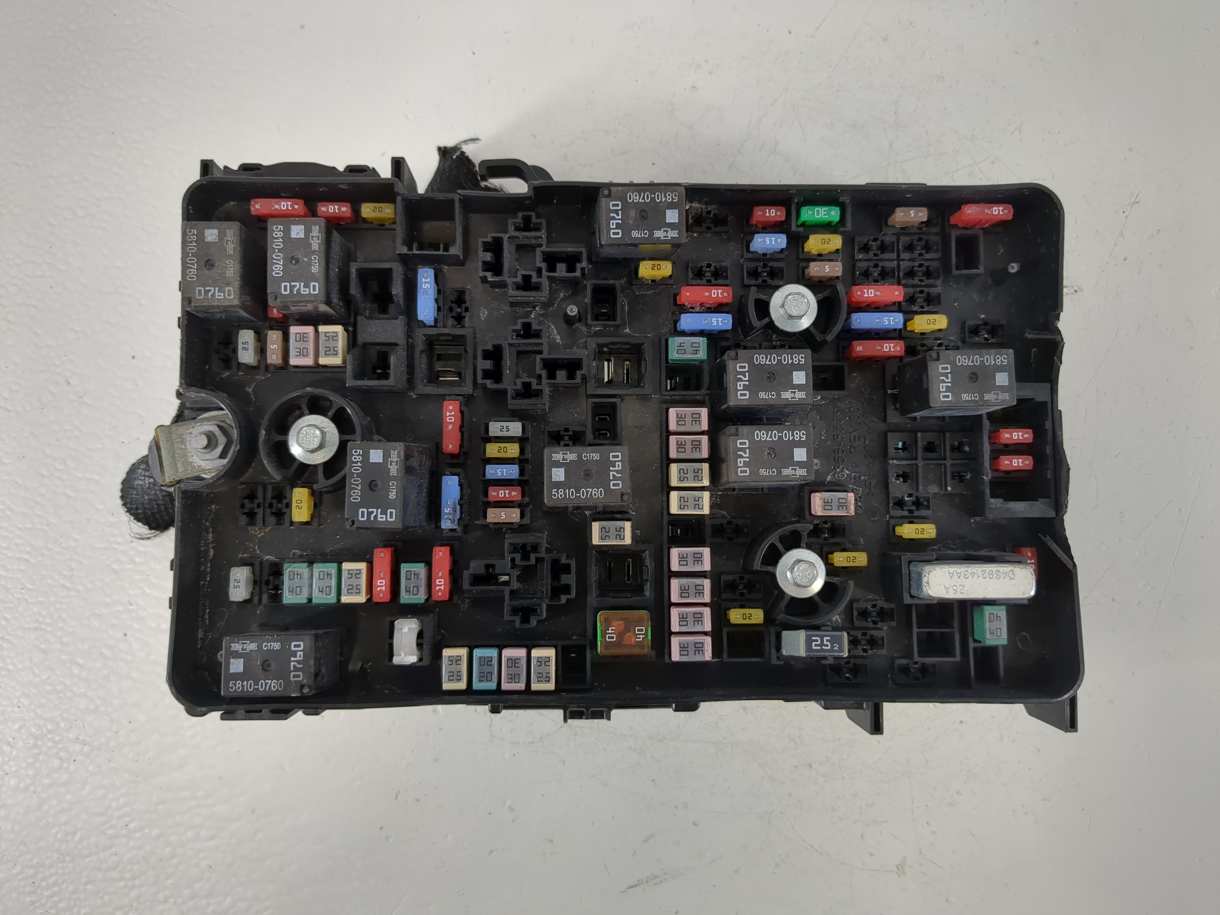 2018-2018 Chrysler Pacifica Fusebox Fuse Box Relay Module 6356-5500 1140998 - Oemusedautoparts1.com