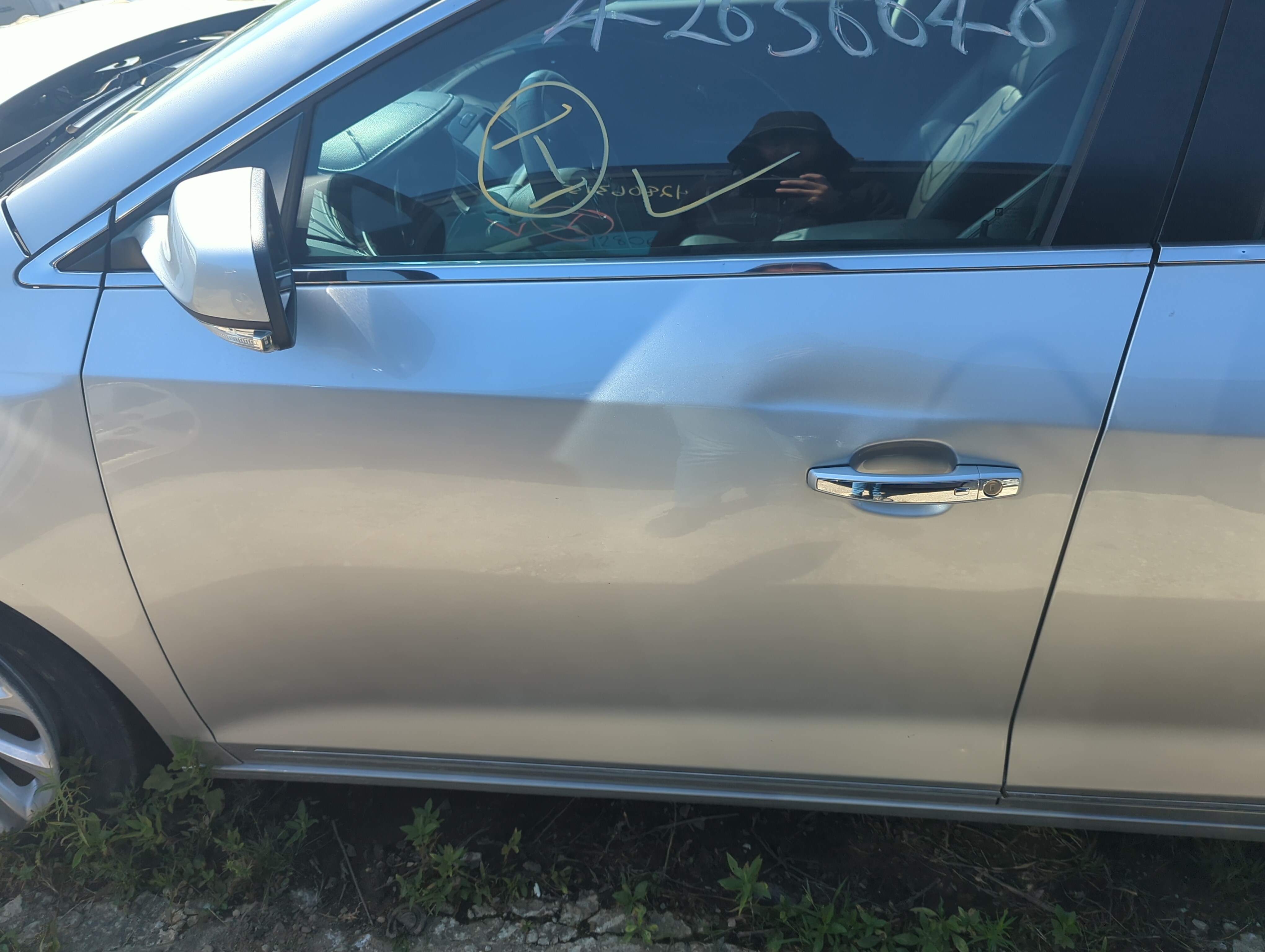 Picture of 2010-2016 Buick Lacrosse Driver Front Door Oem 1141097