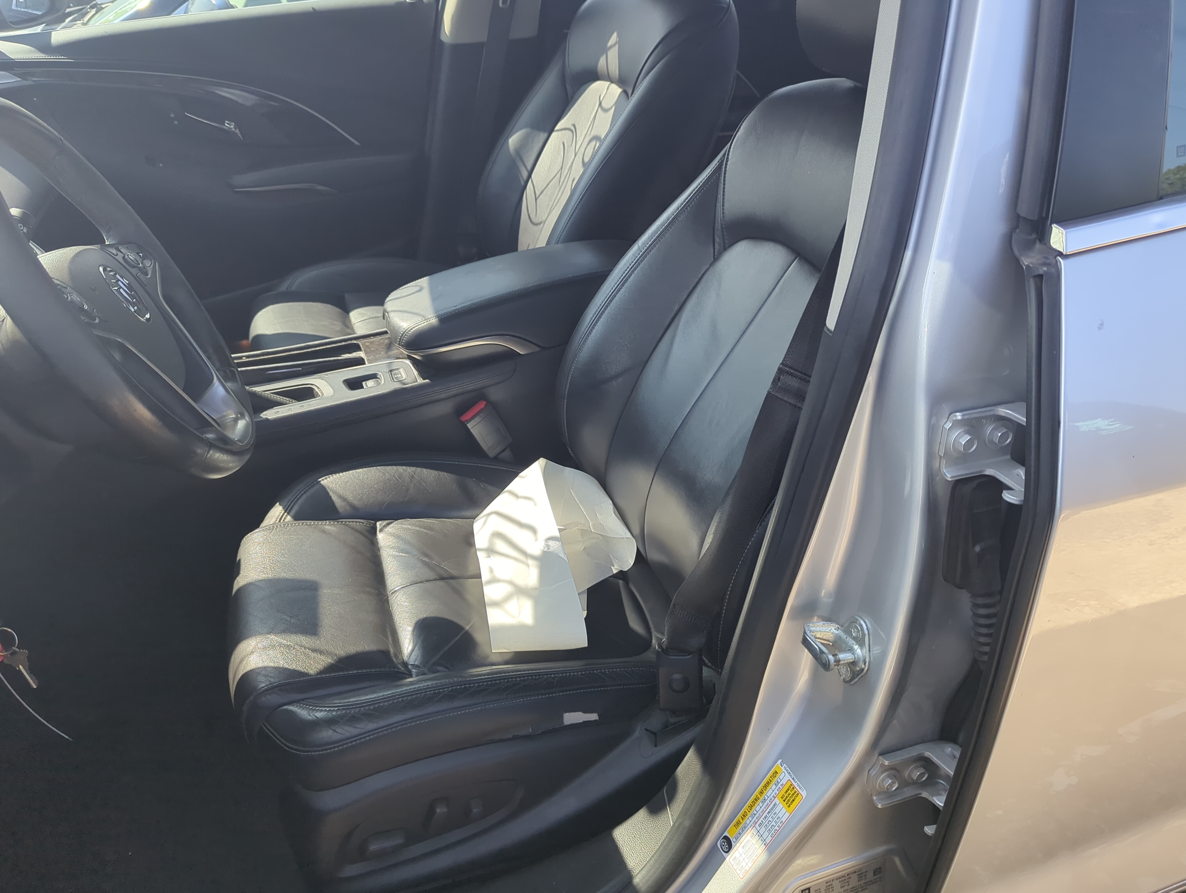 2016-2016 Buick Lacrosse Driver Front Seat Oem 1141154 - Oemusedautoparts1.com