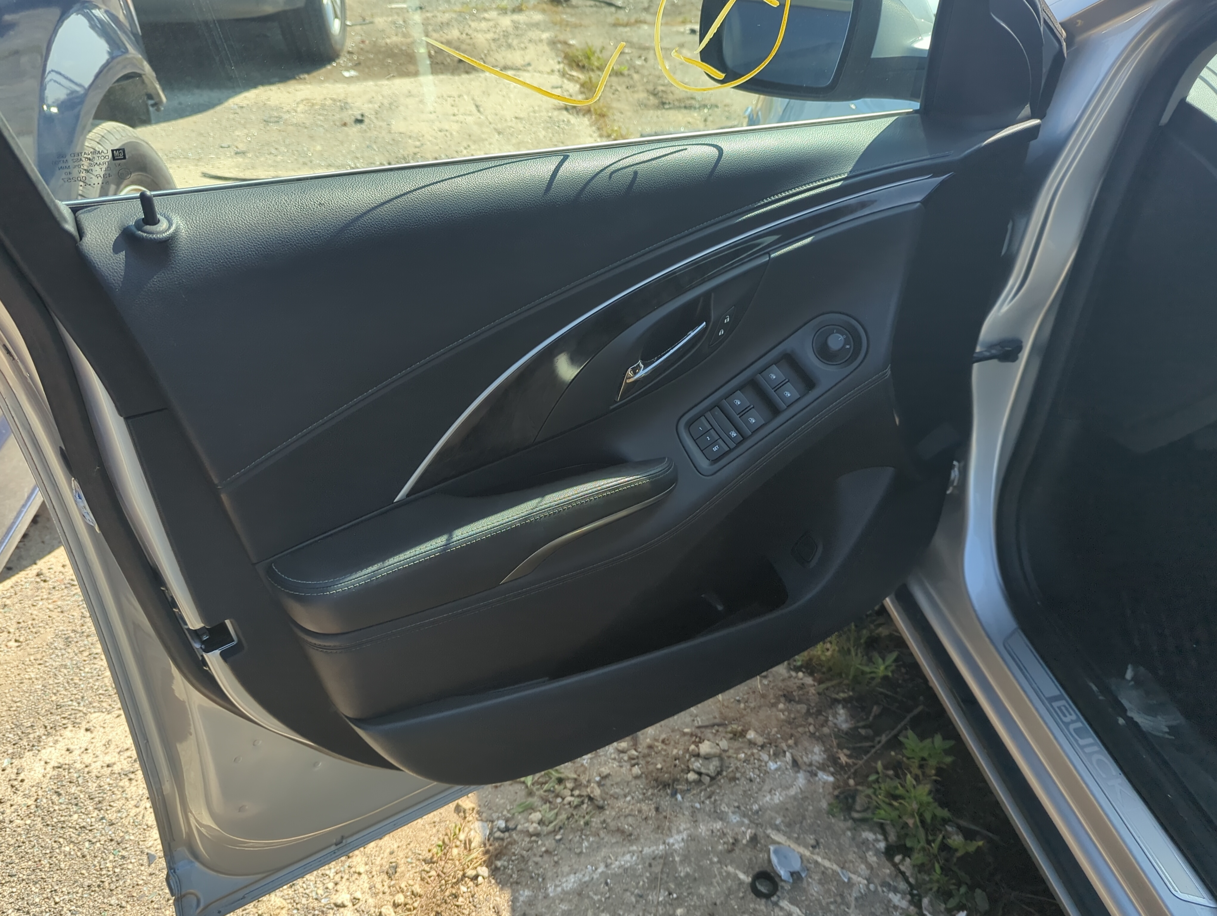 2016 Buick Lacrosse Front Left Driver Interior Door Panel Trim 1141157 - Oemusedautoparts1.com