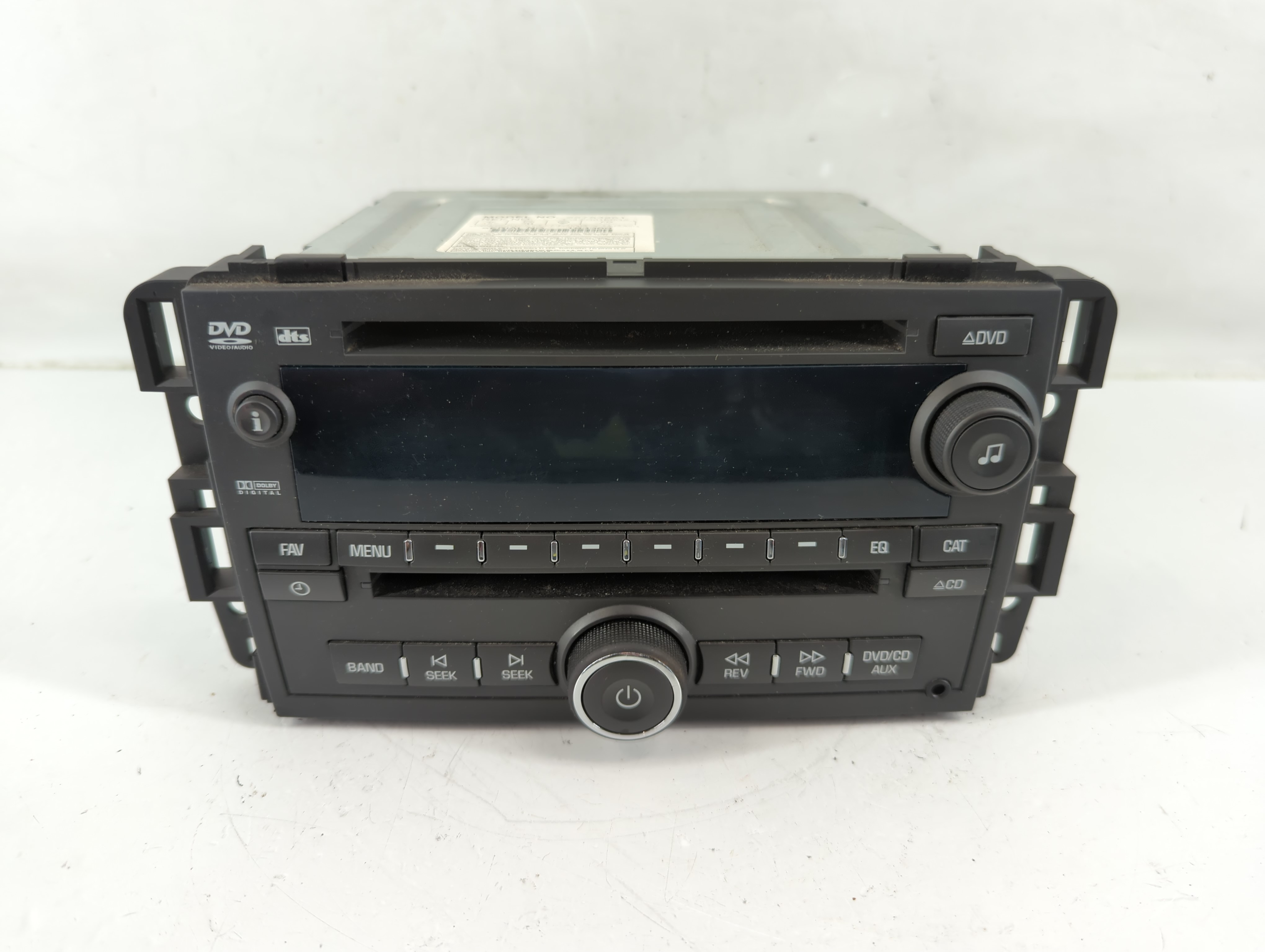 2014-2014 Chevrolet Tahoe Am Fm Cd Player Radio Receiver 1141233 - Oemusedautoparts1.com
