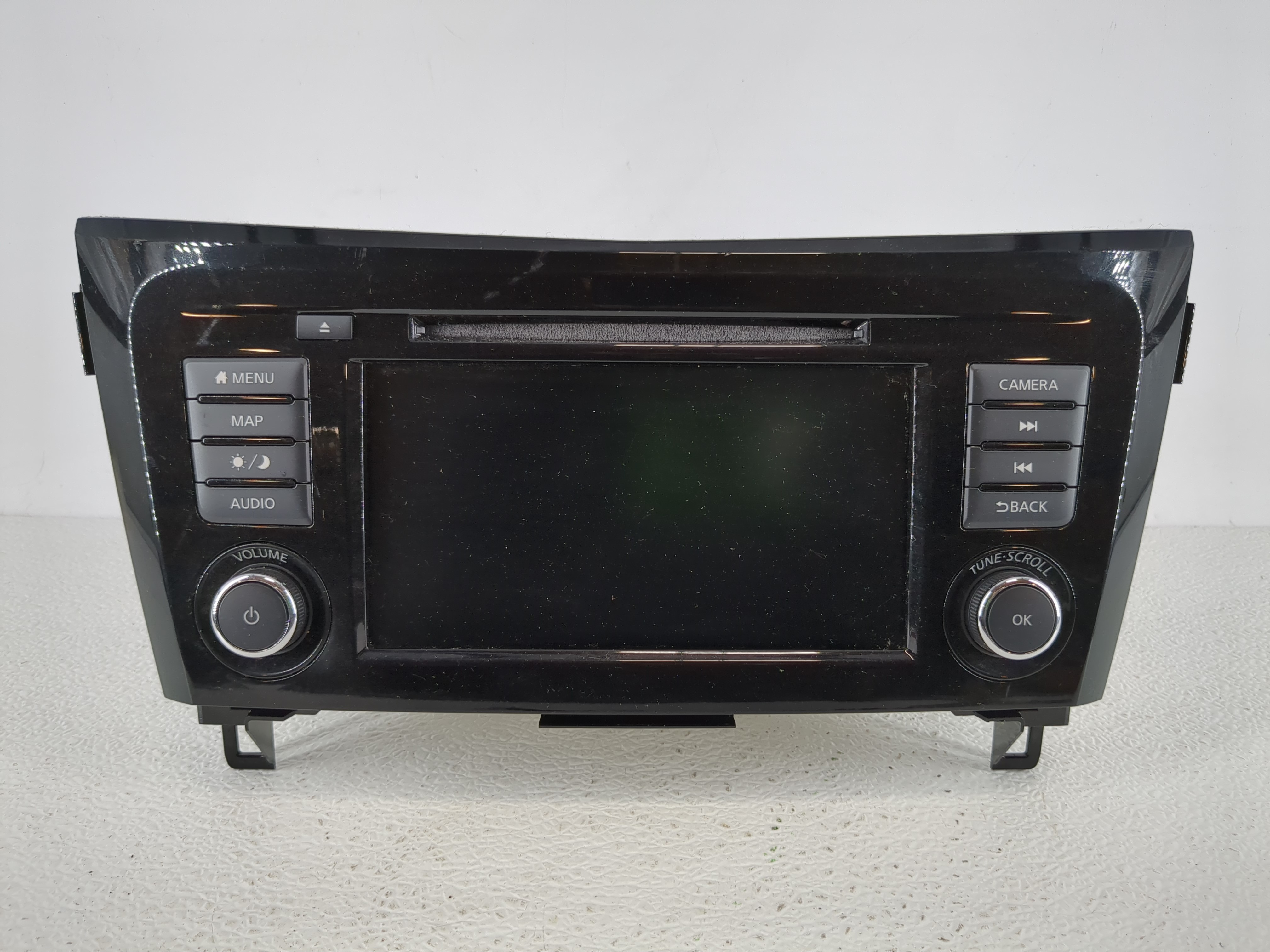 Picture of 2018-2020 Nissan Rogue Am Fm Cd Player Radio Receiver 1141282