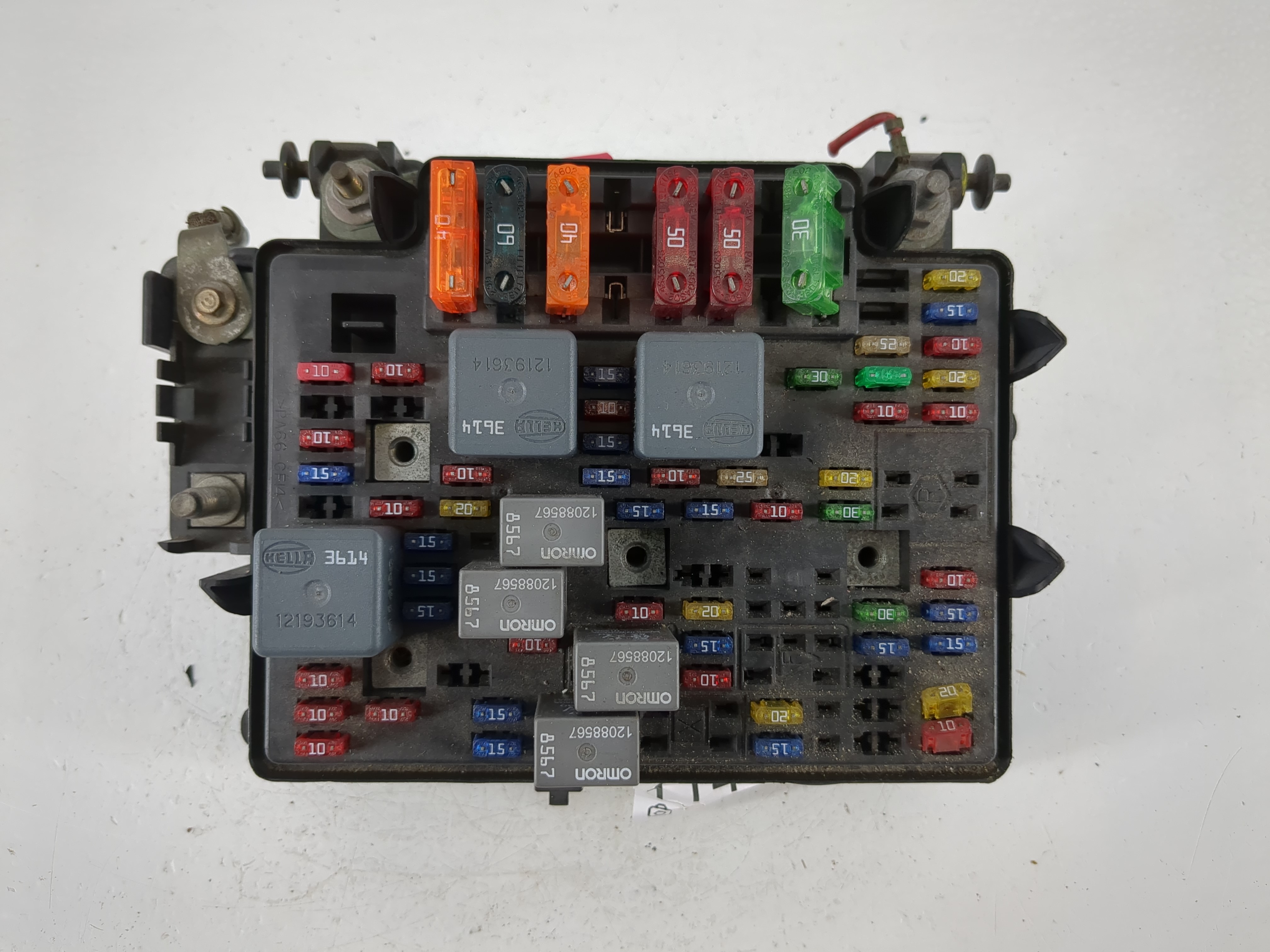 Picture of 2000-2002 Gmc Sierra 1500 Fusebox Fuse Box Relay Module 15328806 1141338