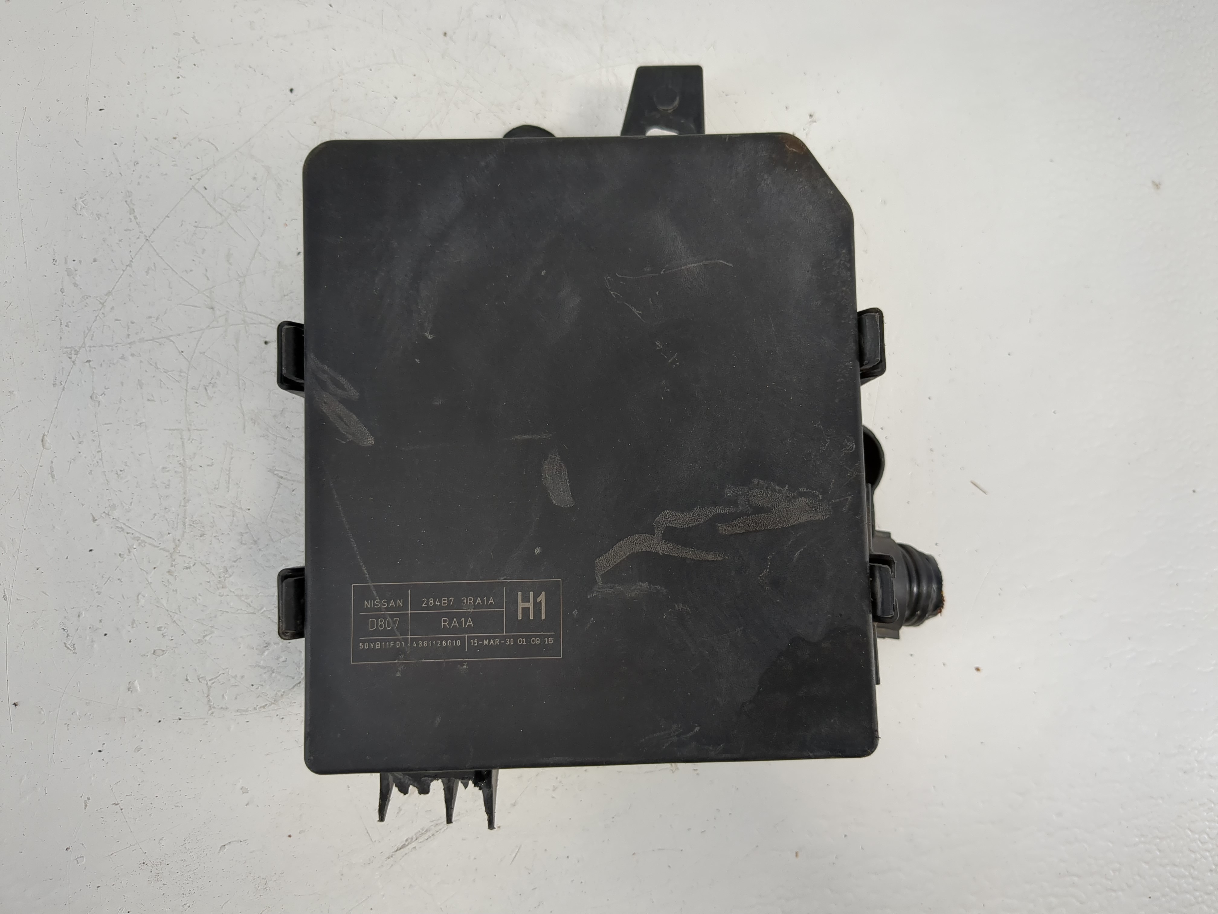 Picture of 2013-2019 Nissan Sentra Fusebox Fuse Box Relay Module 284b7 3ra1a 1141344