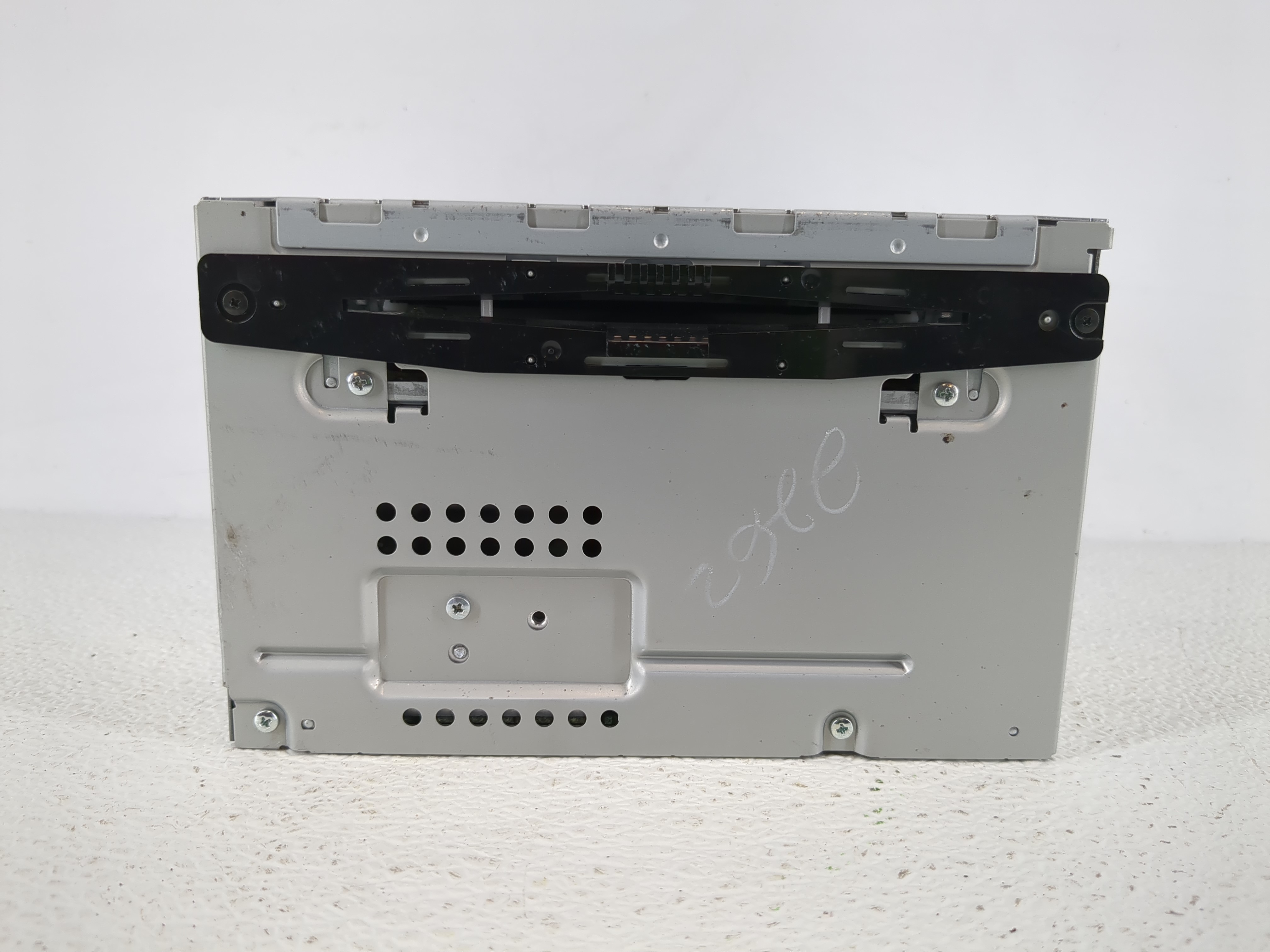 2011-2012 Ford Fusion Am Fm Cd Player Radio Receiver 1141358 - Oemusedautoparts1.com