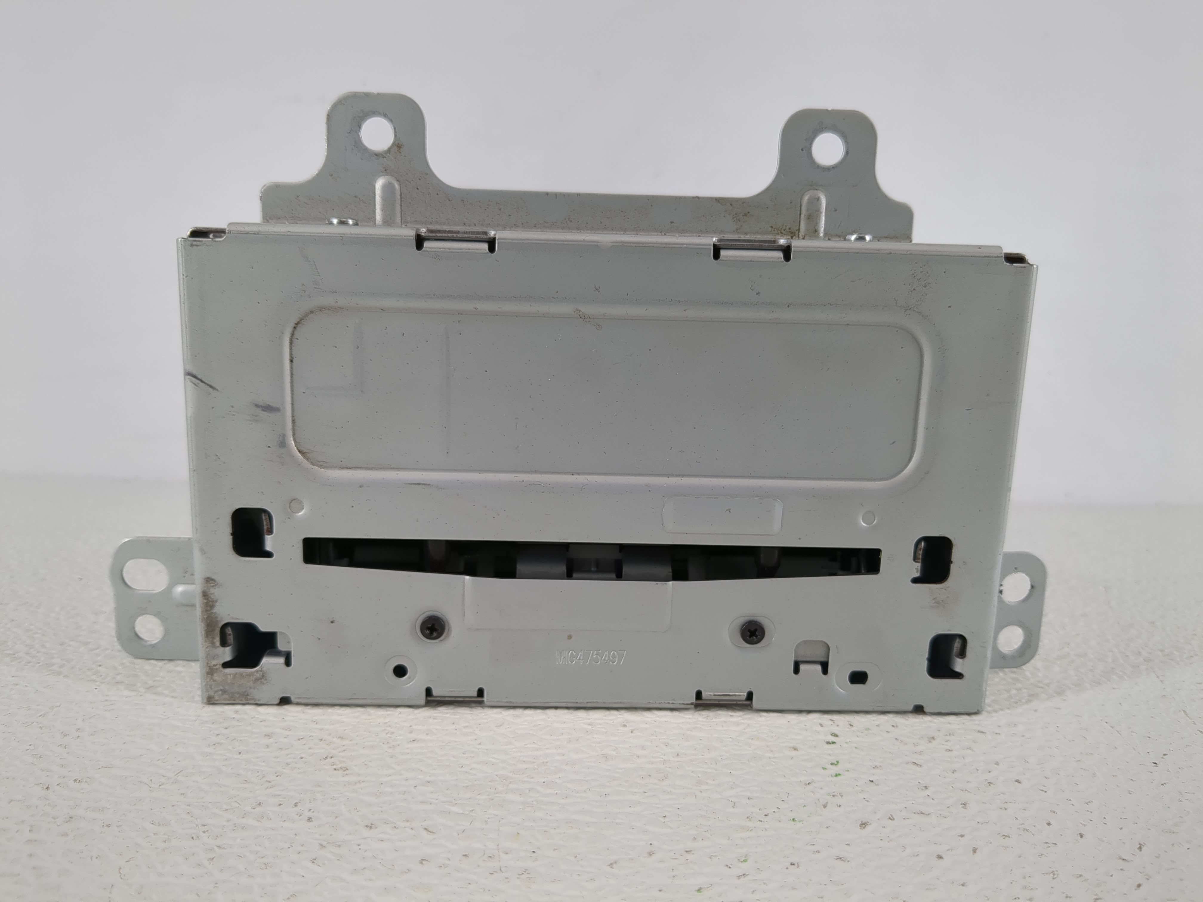 Picture of 2013-2016 Chevrolet Cruze Am Fm Cd Player Radio Receiver 1141361