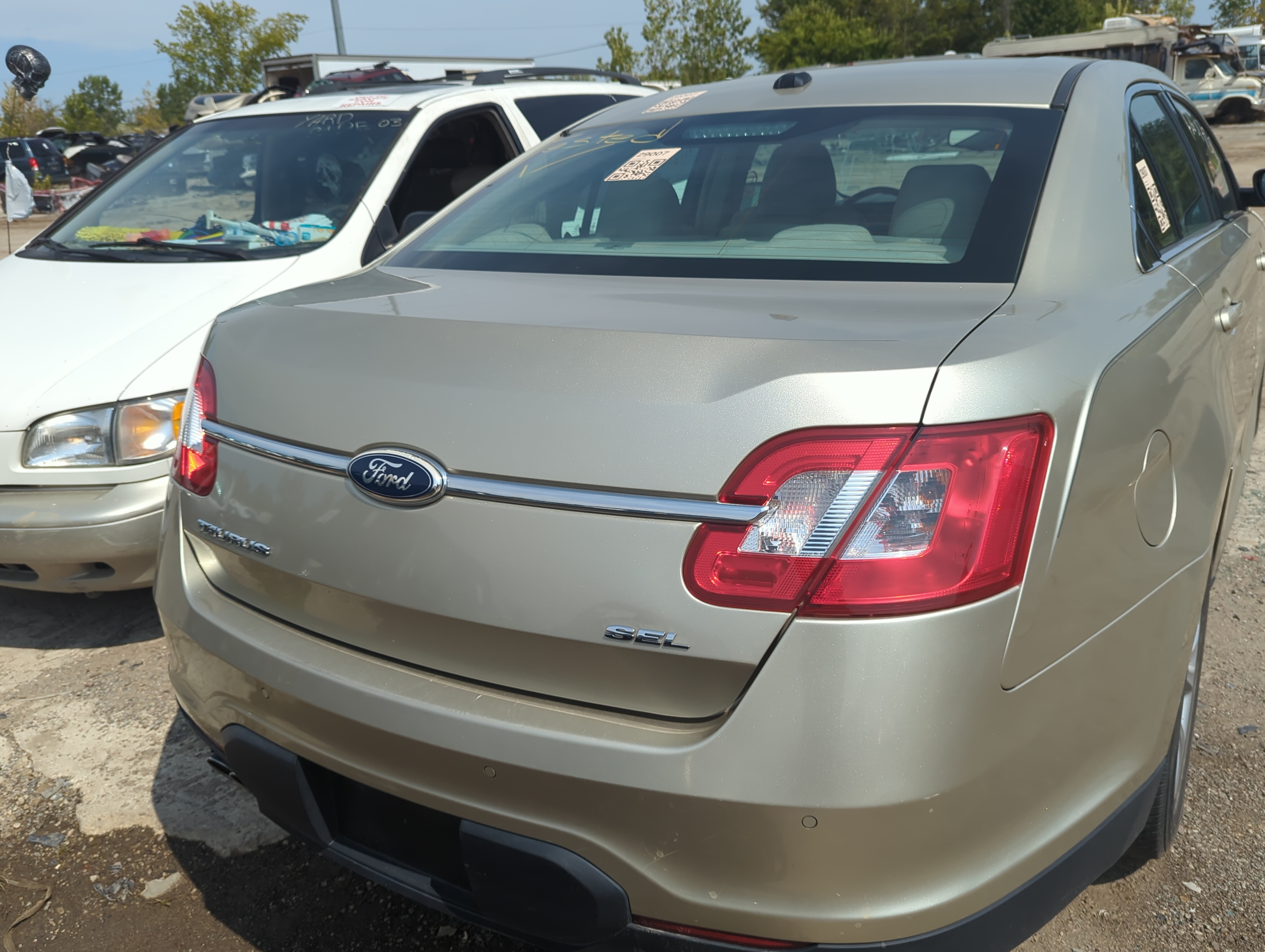 2010-2012 Ford Taurus Trunk/decklid/hatch/tailgate Oem 1141438 - Oemusedautoparts1.com