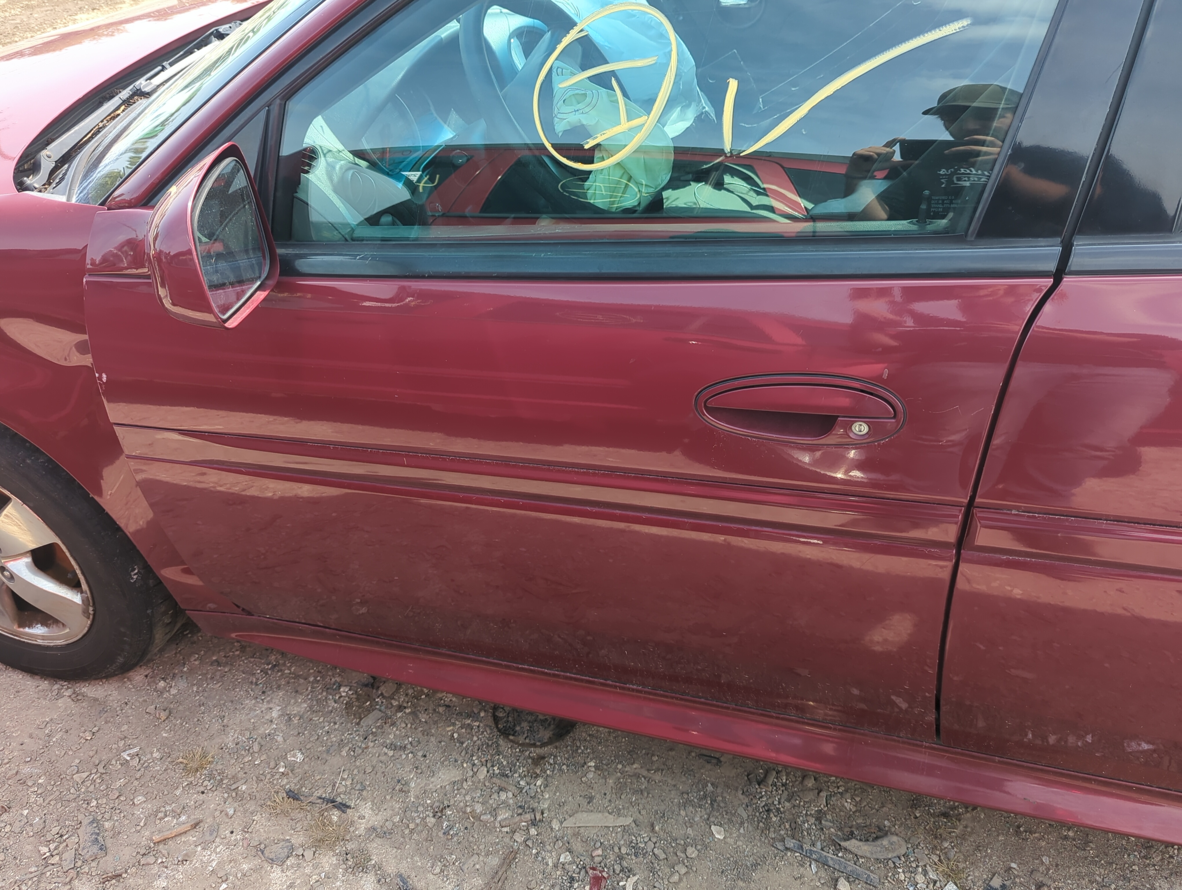 Picture of 2004-2008 Pontiac Grand Prix Driver Front Door Oem 1141602