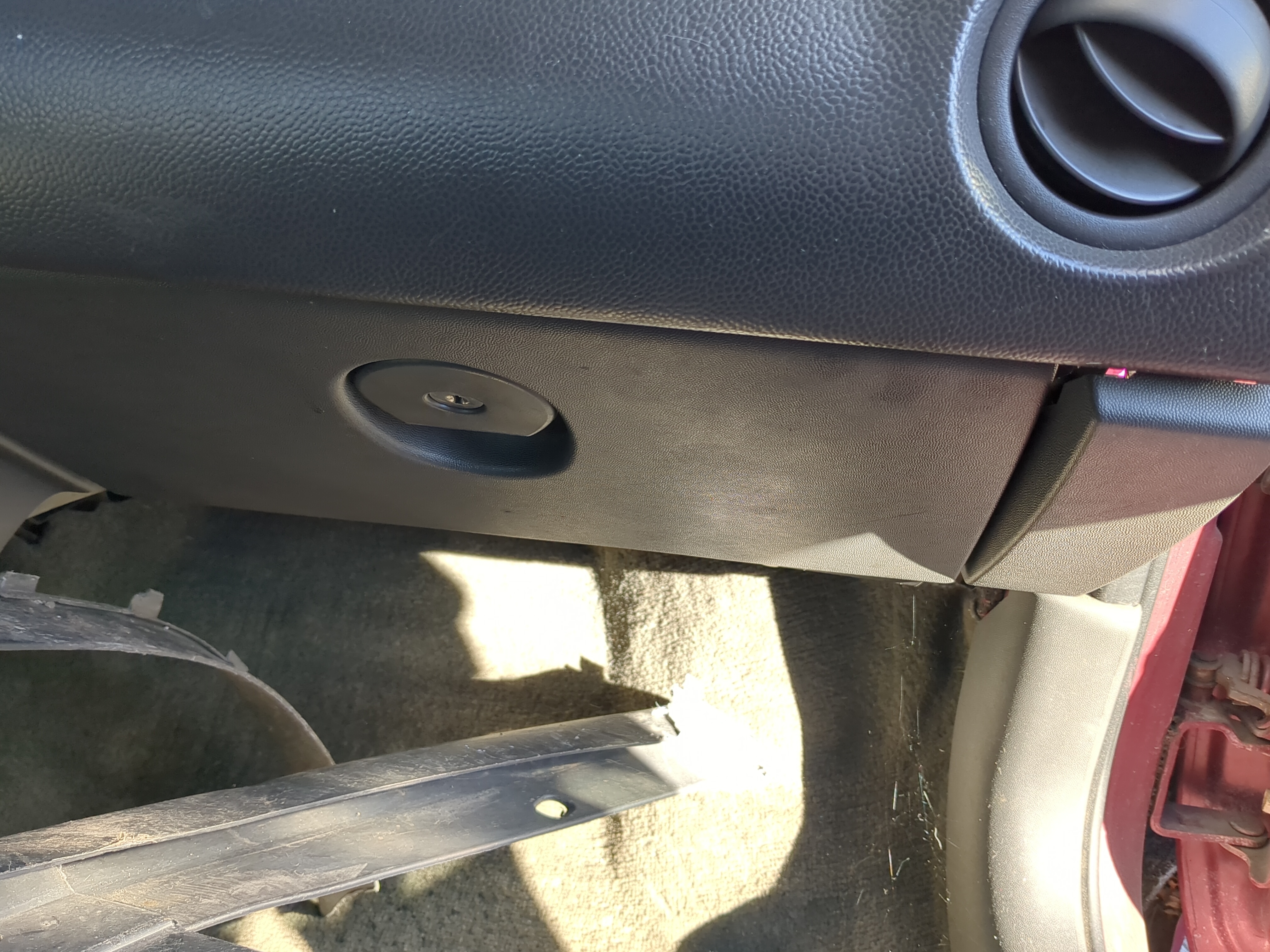 2005 Pontiac Grand Prix Passenger Glove Box Door Storage Compartment 1141698 - Oemusedautoparts1.com