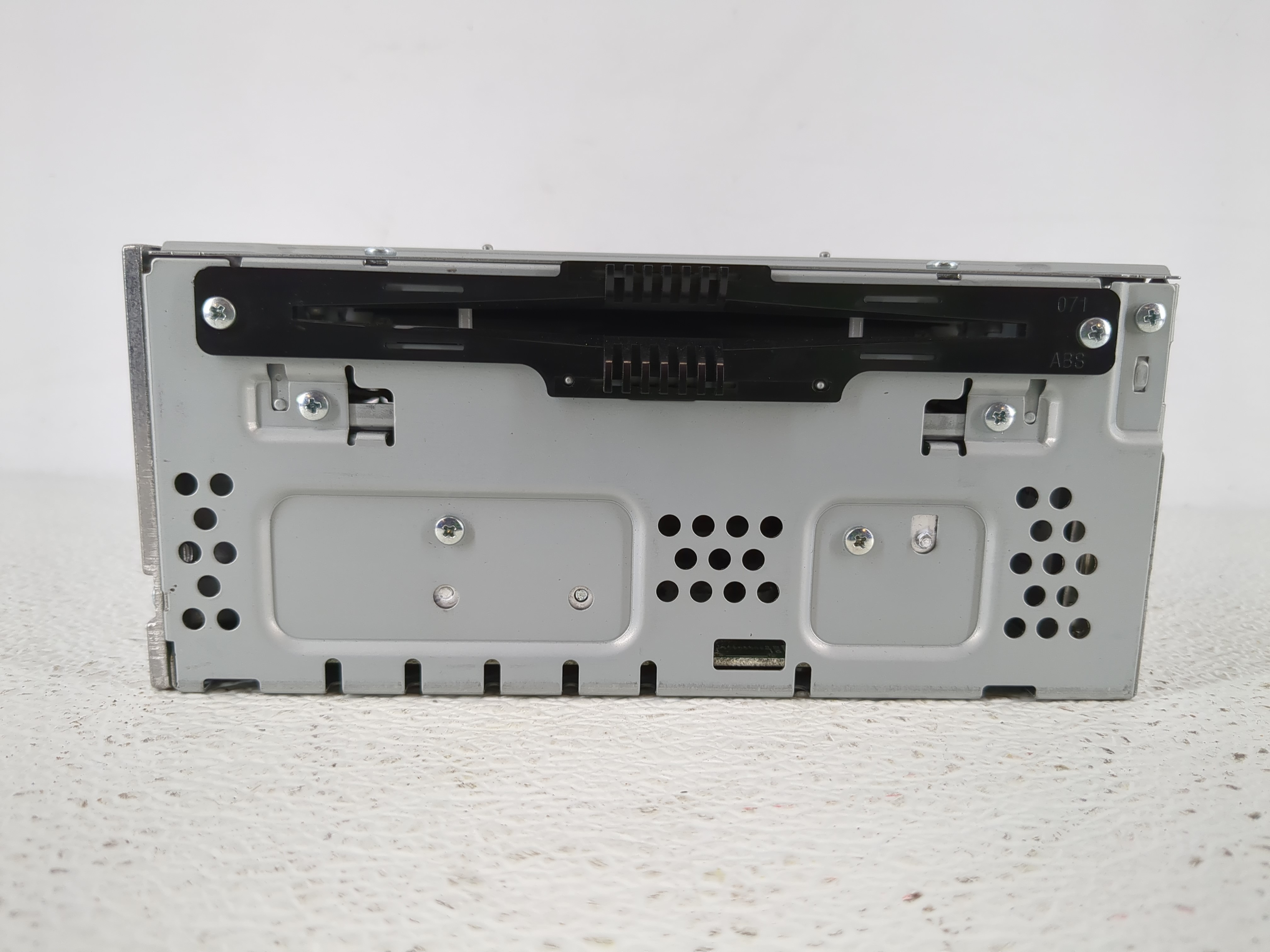 Picture of 2013-2015 Ford Escape Am Fm Cd Player Radio Receiver 1141732