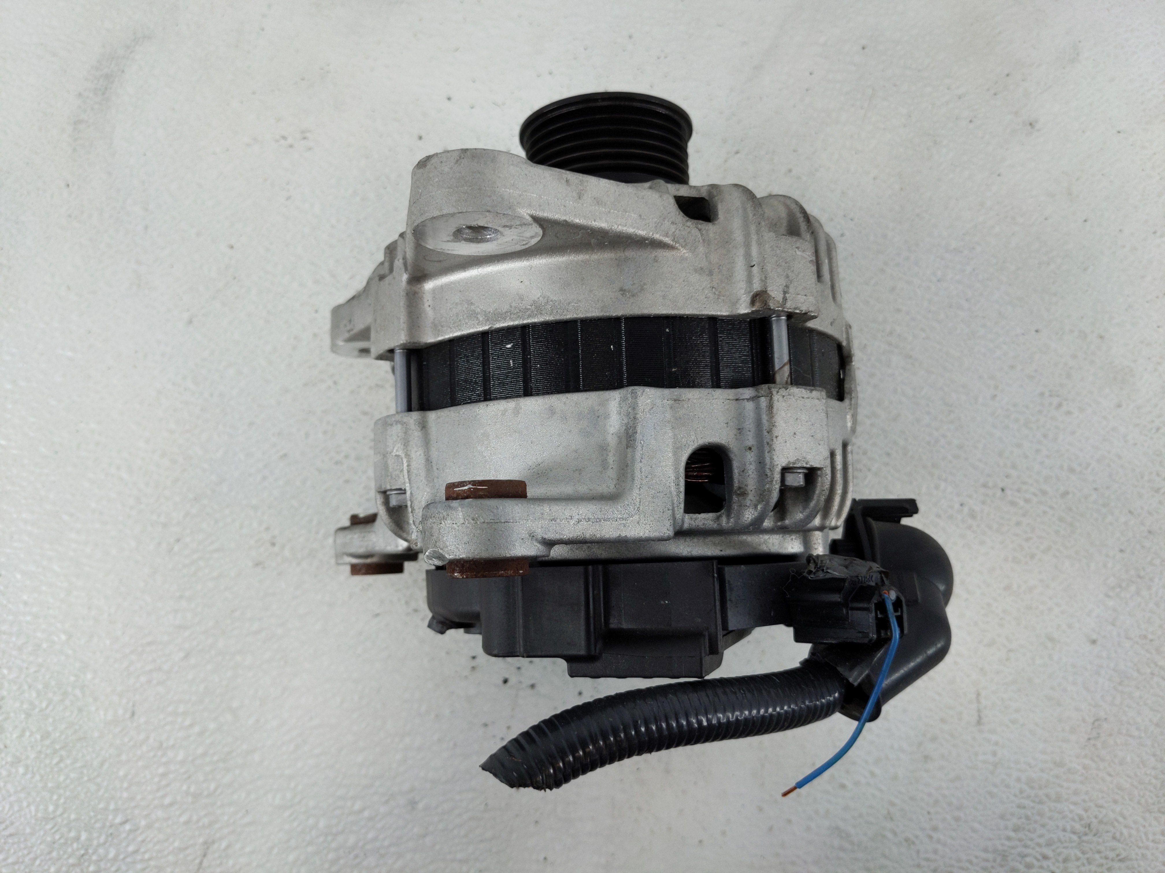 Picture of 2022 Nissan Sentra Alternator Generator Charging Assembly Engine Oem 1141926