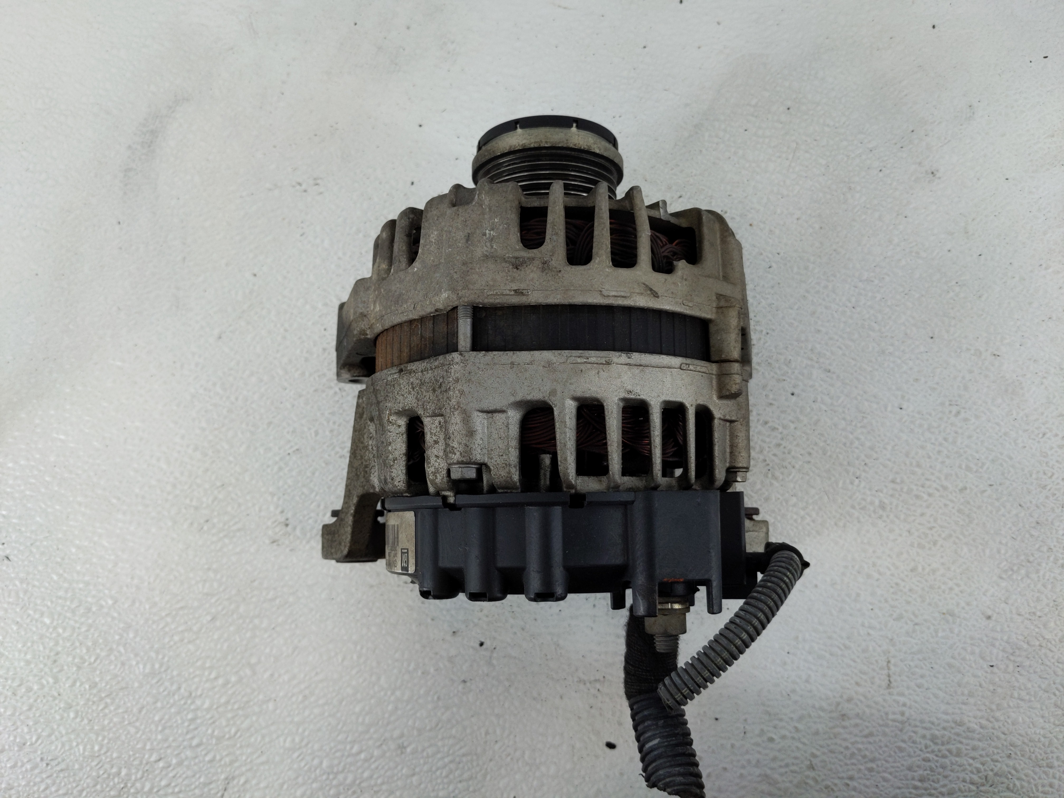 2012 Chevrolet Cruze Alternator Generator Charging Assembly Engine Oem 1141927 - Oemusedautoparts1.com