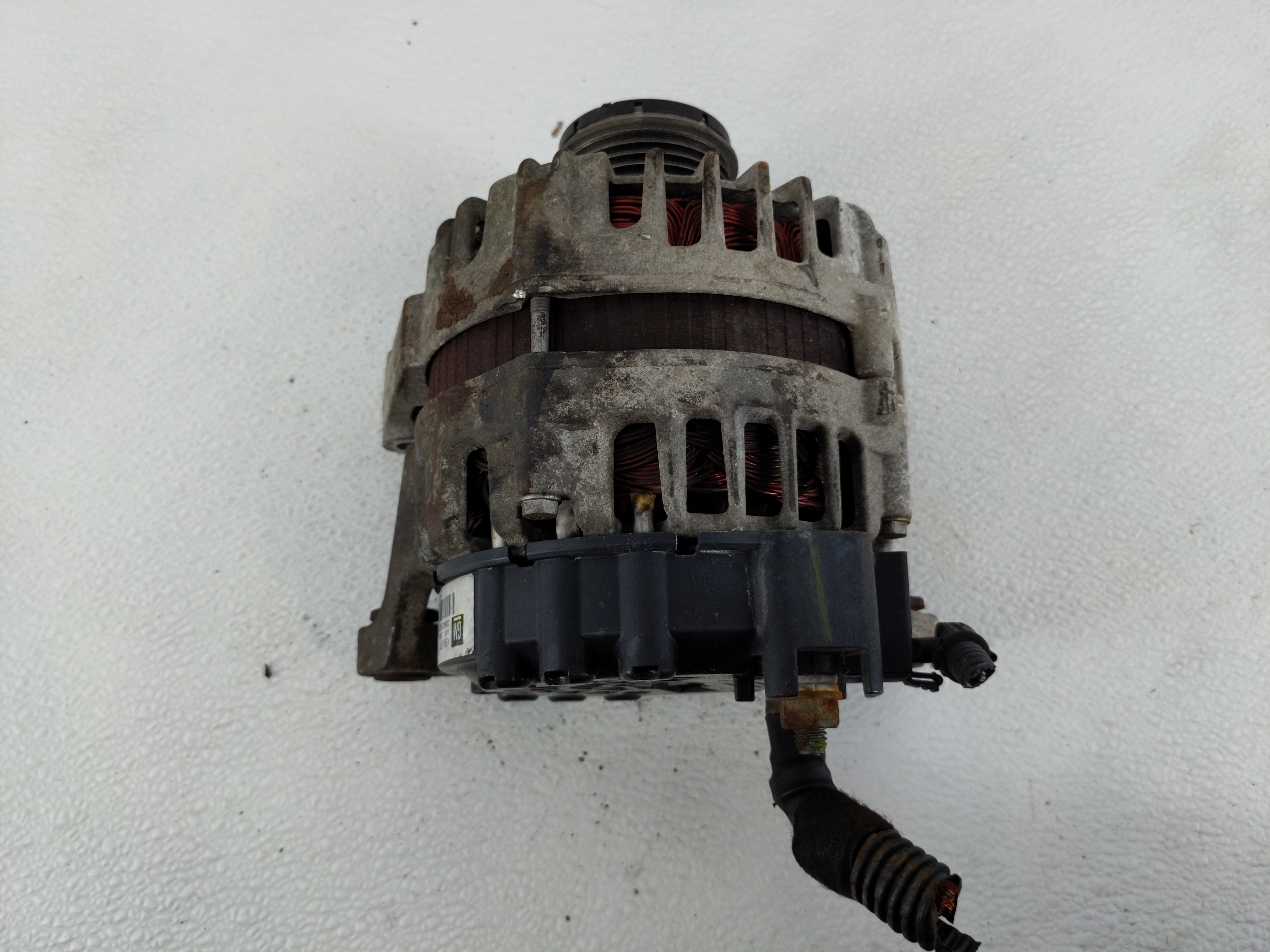 2011 Chevrolet Cruze Alternator Generator Charging Assembly Engine Oem 1141934 - Oemusedautoparts1.com