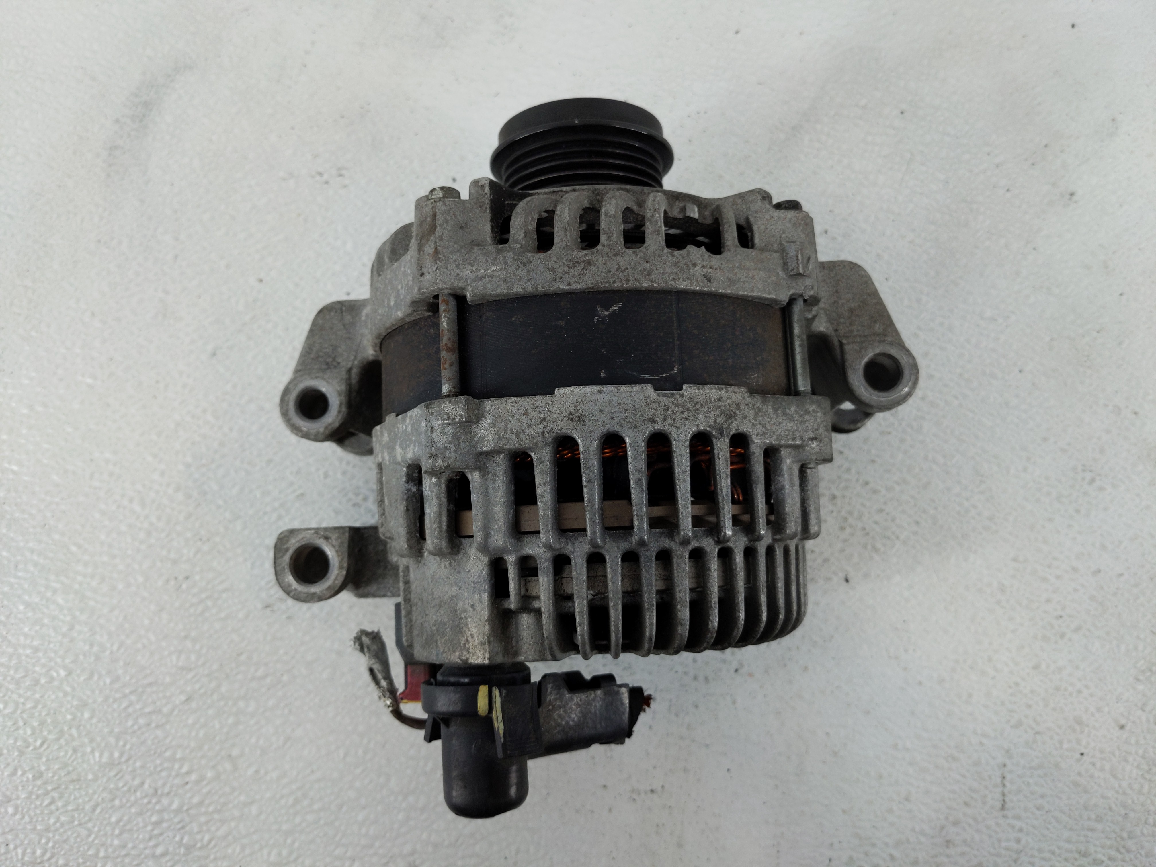 Picture of 2015-2017 Chrysler 200 Alternator Generator Charging Assembly Engine Oem 1141949