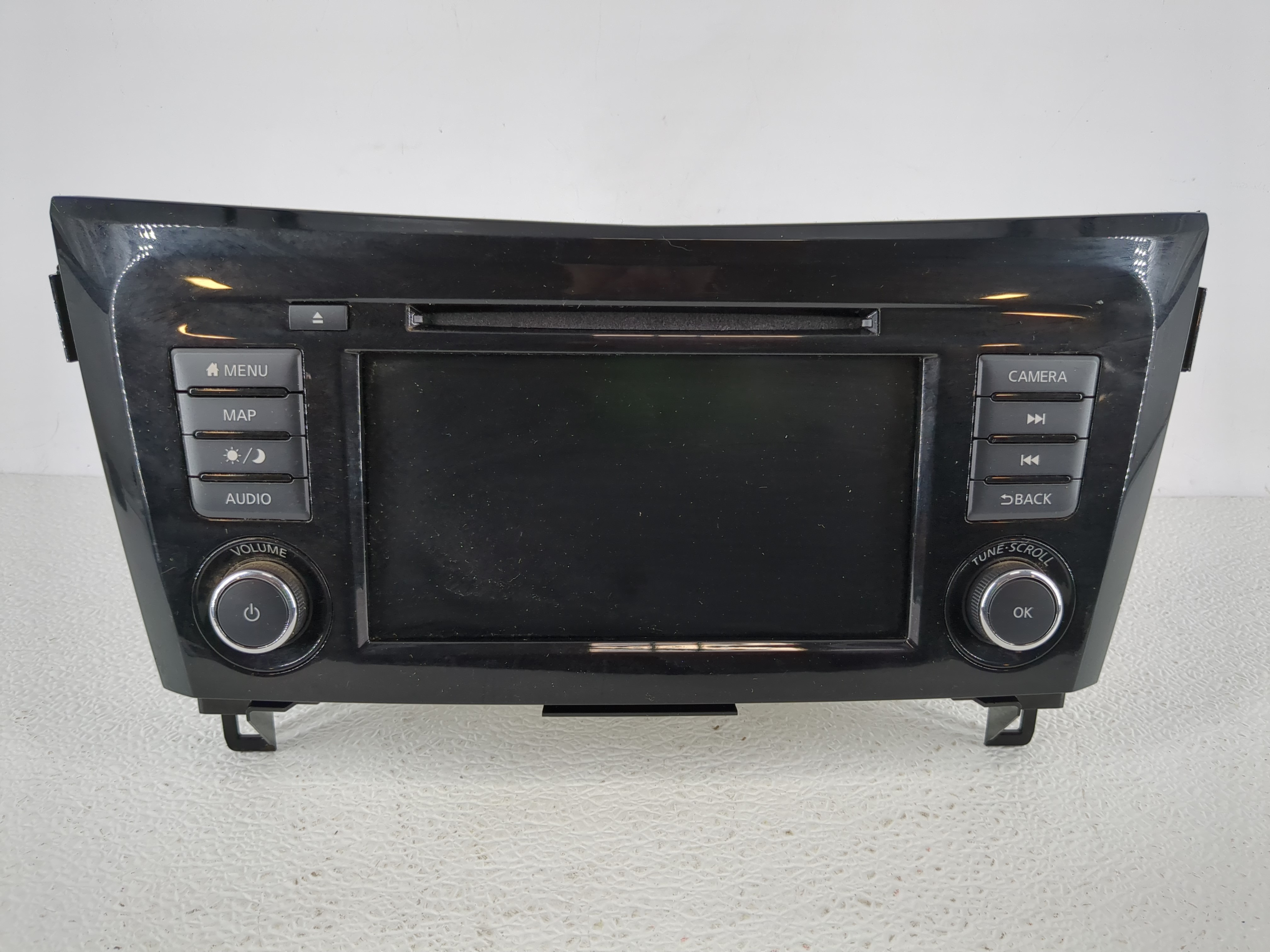 2018-2020 Nissan Rogue Am Fm Cd Player Radio Receiver 1141962 - Oemusedautoparts1.com