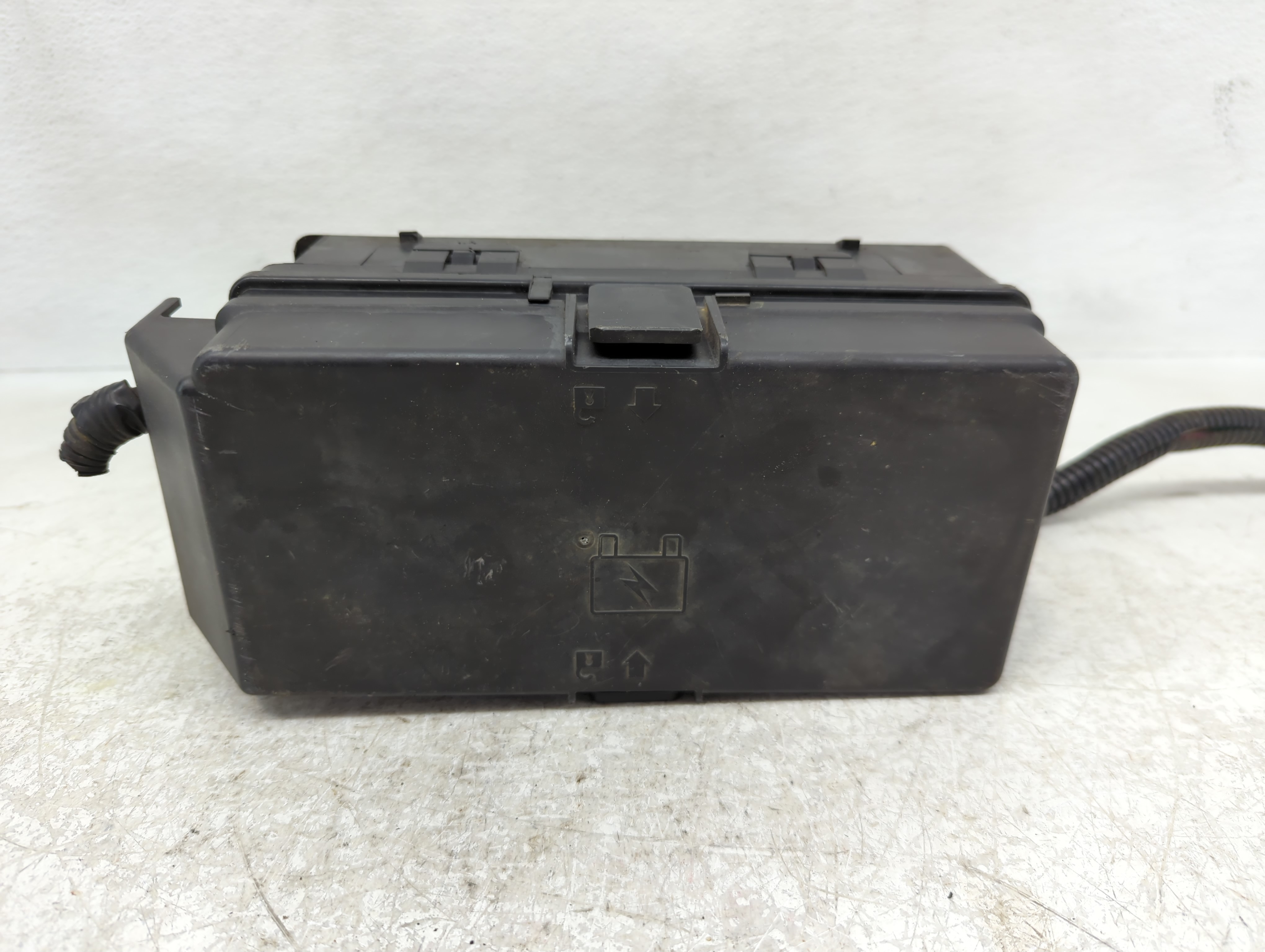 2009-2012 Chevrolet Malibu Fusebox Fuse Box Relay Module 20822689 1141972 - Oemusedautoparts1.com