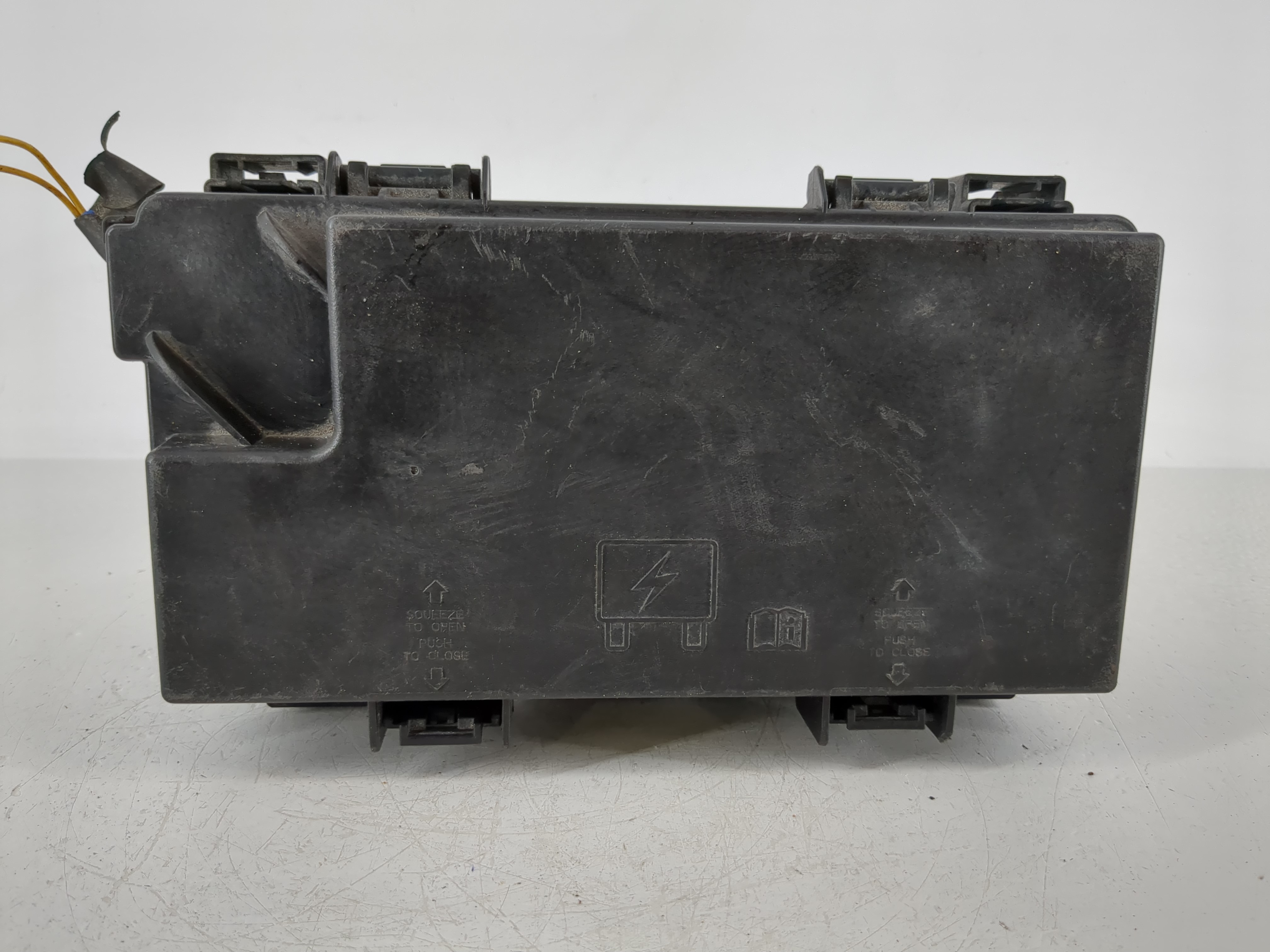 Picture of 2011-2018 Jeep Wrangler Fusebox Fuse Box Relay Module Tipm 68303924ab 1141973