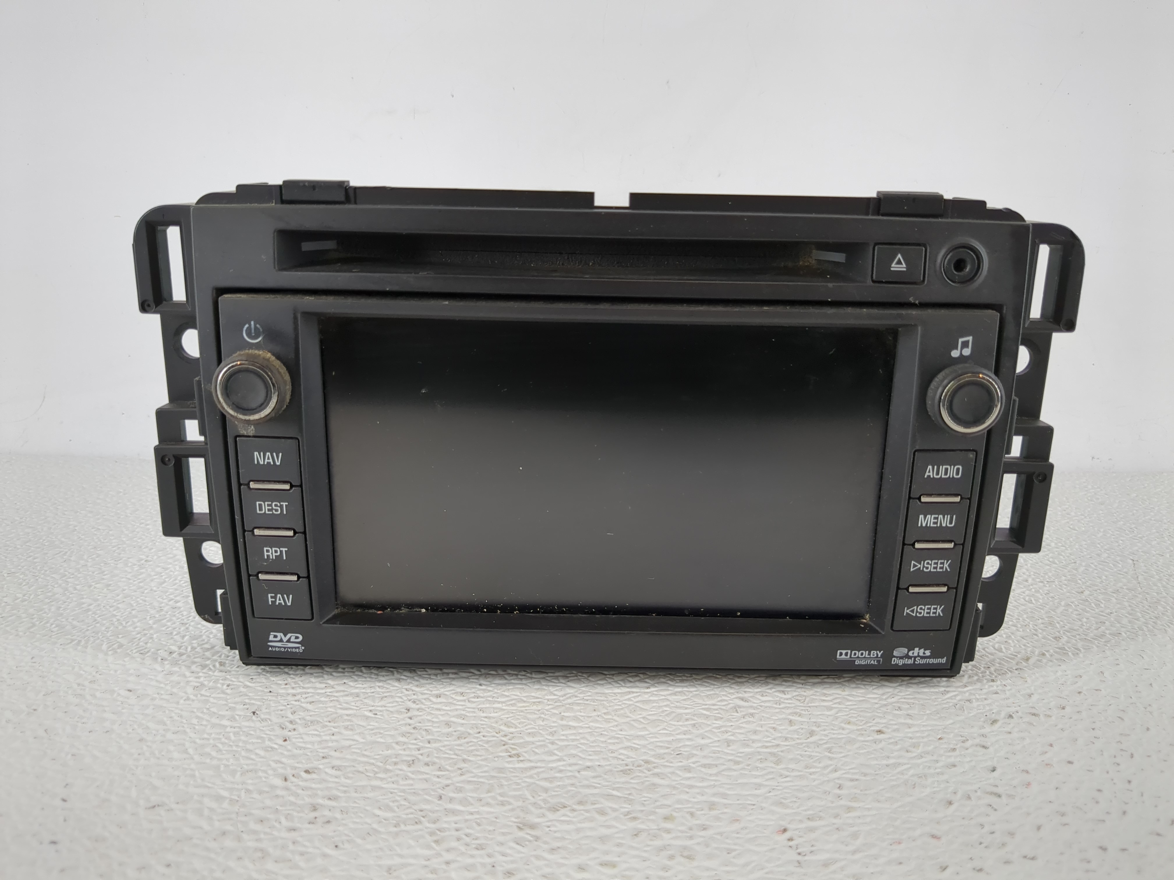 2011-2011 Gmc Yukon Am Fm Cd Player Radio Receiver 1141989 - Oemusedautoparts1.com