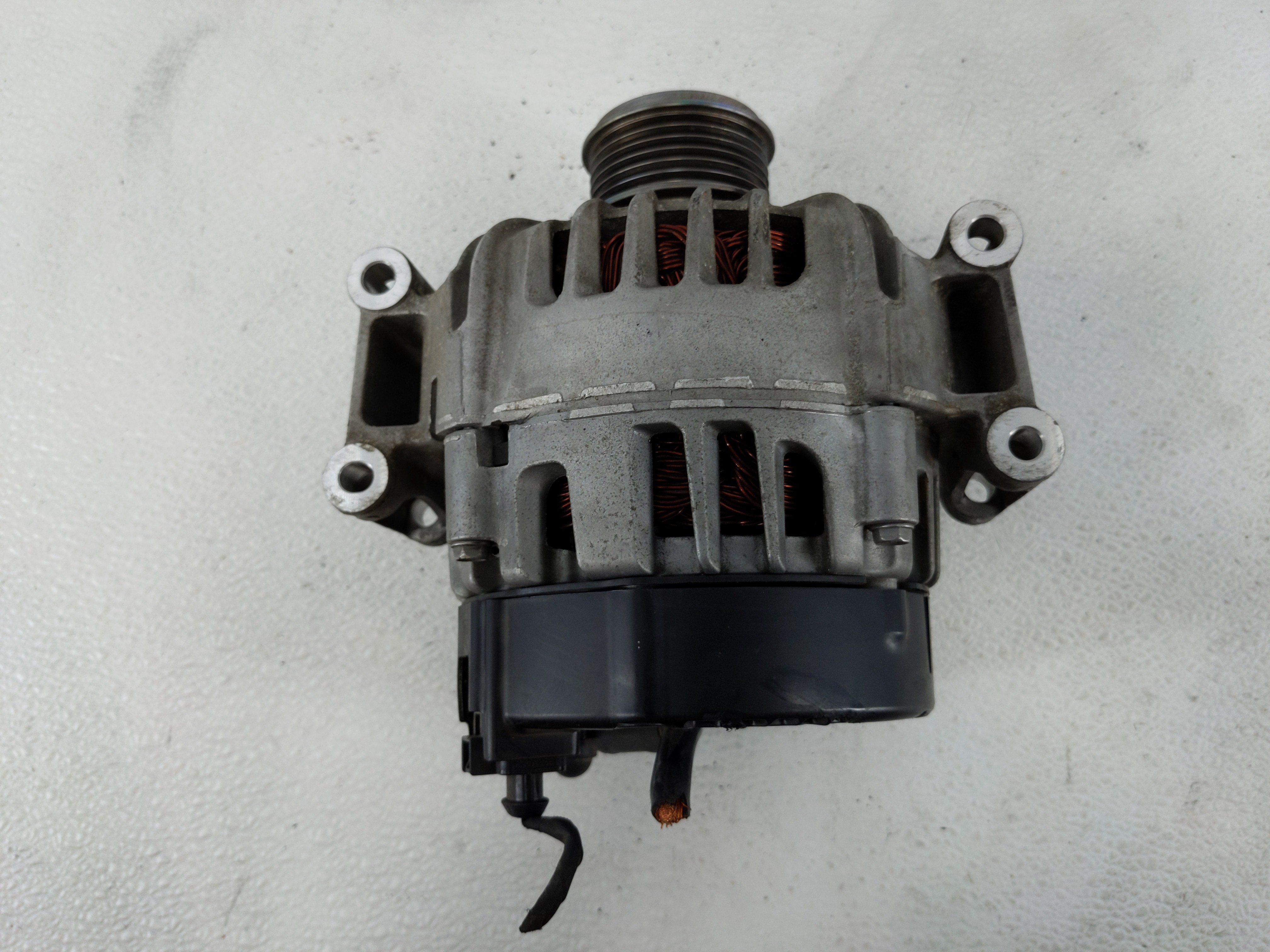 2016 Volkswagen Jetta Alternator Generator Charging Assembly Engine Oem 1142009 - Oemusedautoparts1.com