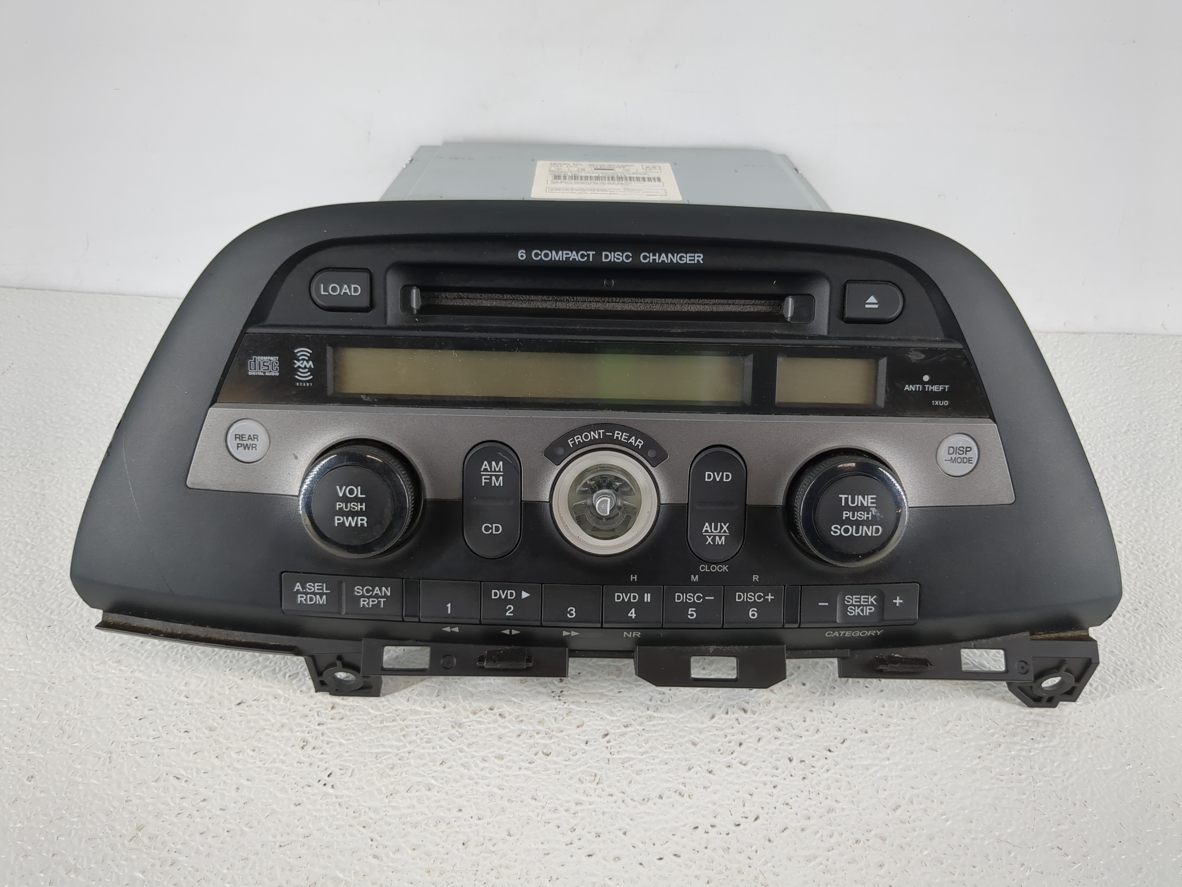 Picture of 2005-2010 Honda Odyssey Am Fm Cd Player Radio Receiver 1142031