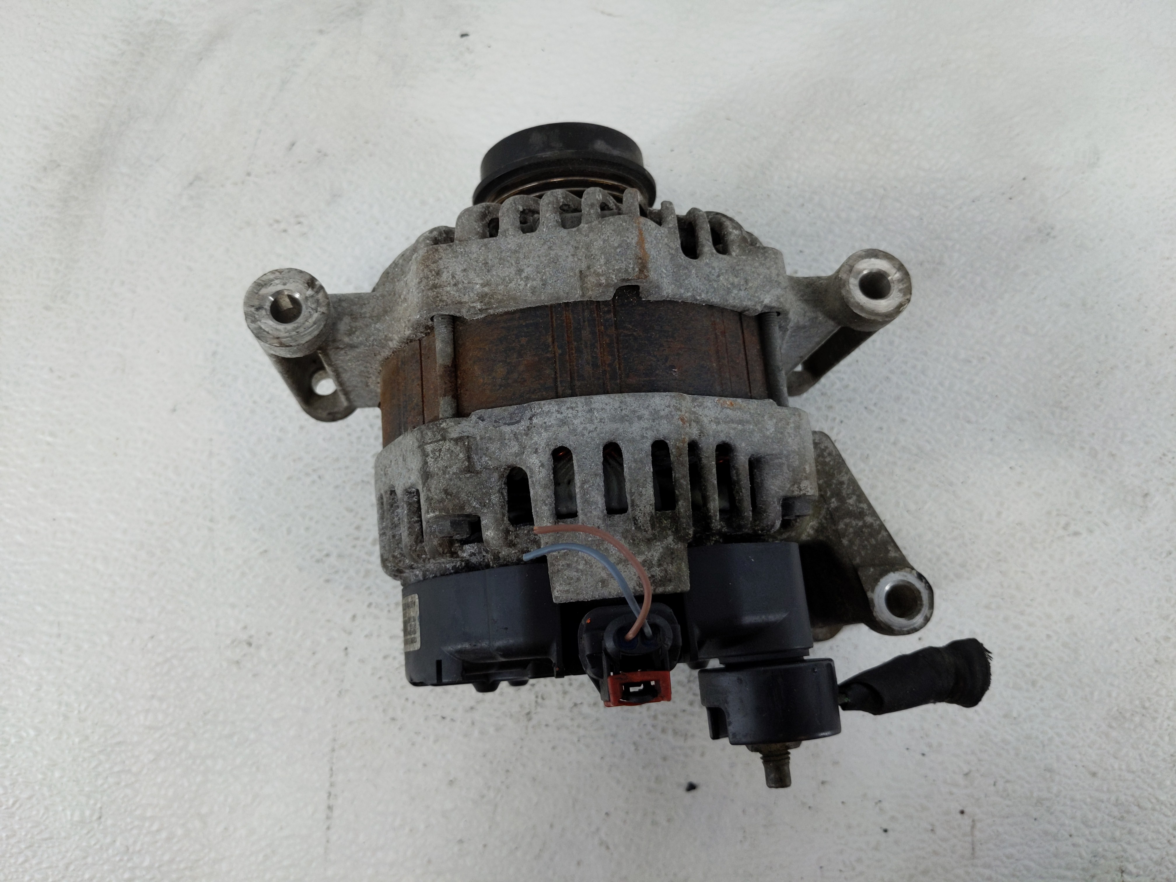 2016 Chevrolet Cruze Alternator Generator Charging Assembly Engine Oem 1142047 - Oemusedautoparts1.com