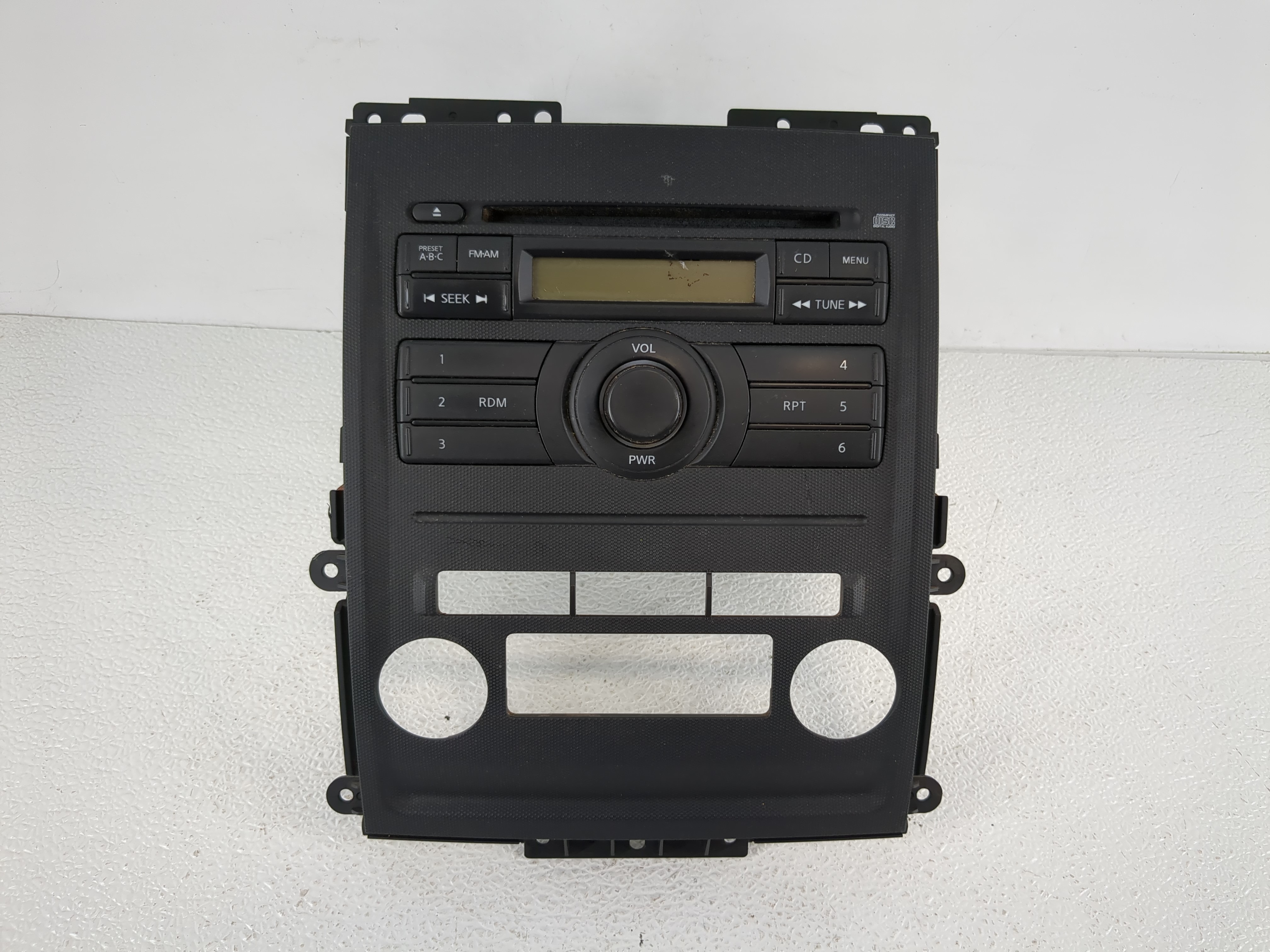 Picture of 2009-2012 Nissan Frontier Am Fm Cd Player Radio Receiver 1142069