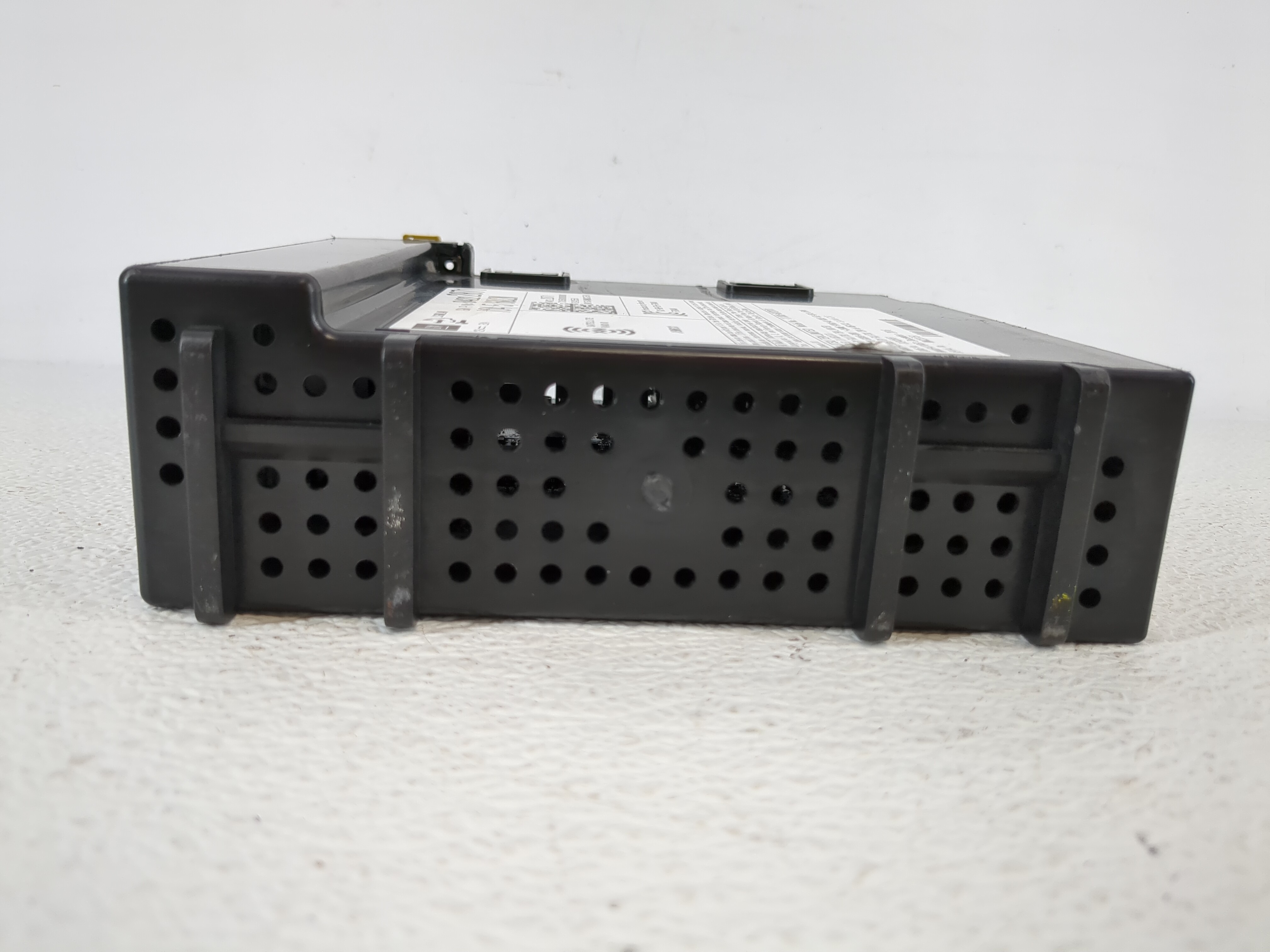 Gmc Yukon Xl Am Fm Cd Player Radio Receiver 1142084 - Oemusedautoparts1.com