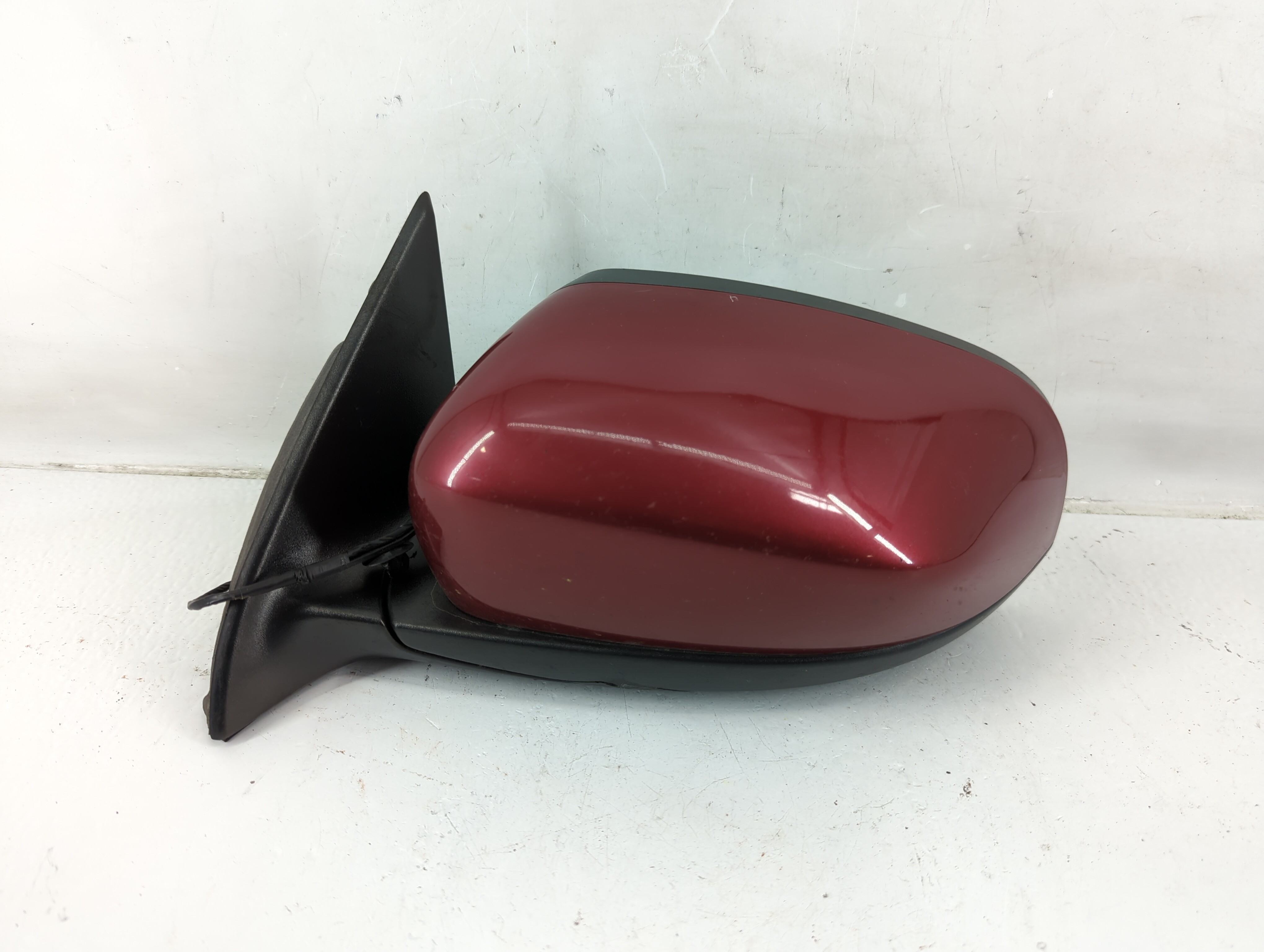 2014-2021 Jeep Cherokee Driver Left Side View Power Door Mirror Red 1142148 - Oemusedautoparts1.com