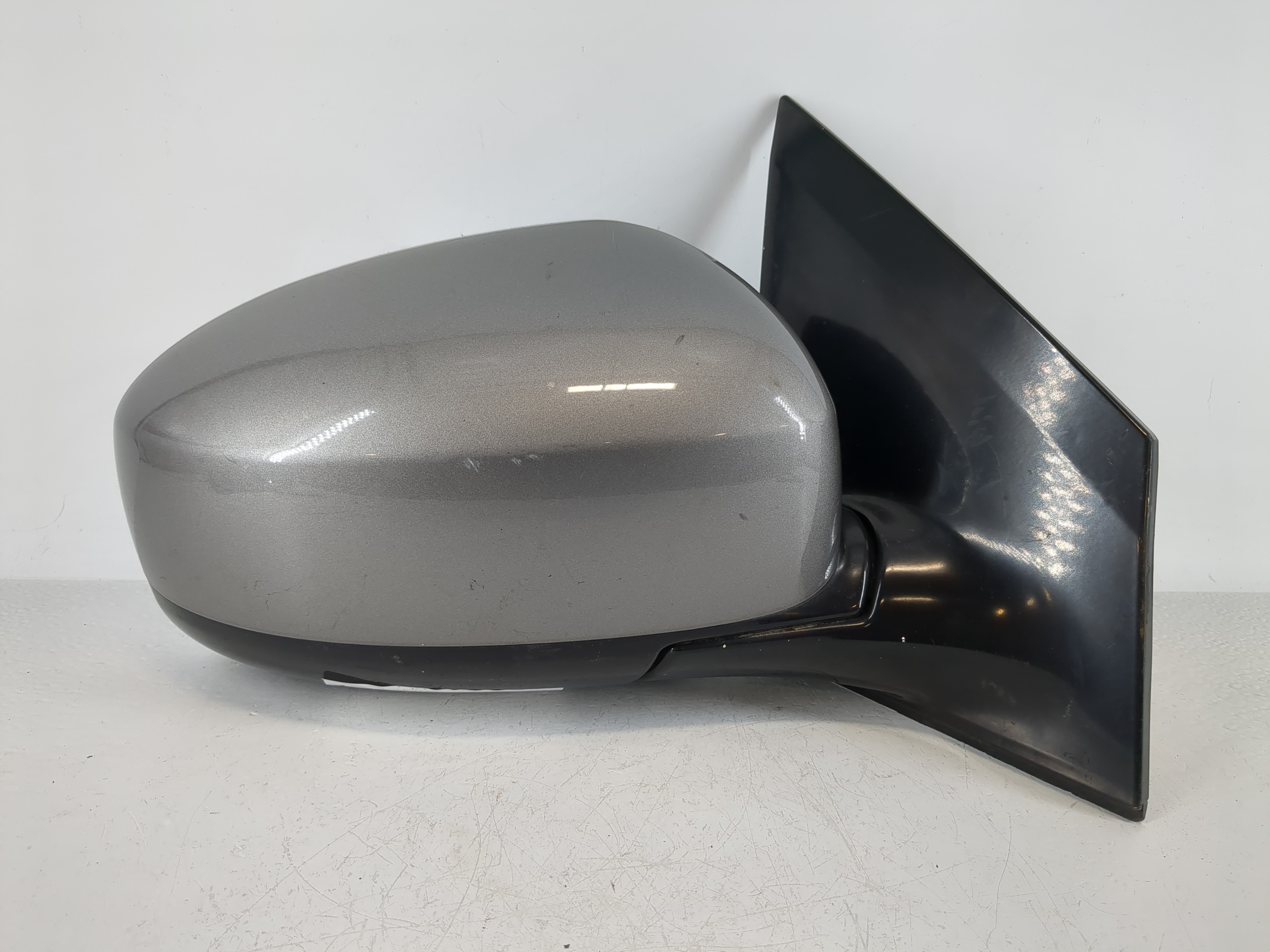 2009-2014 Nissan Murano Passenger Right Side View Power Door Mirror Grey 1142157 - Oemusedautoparts1.com