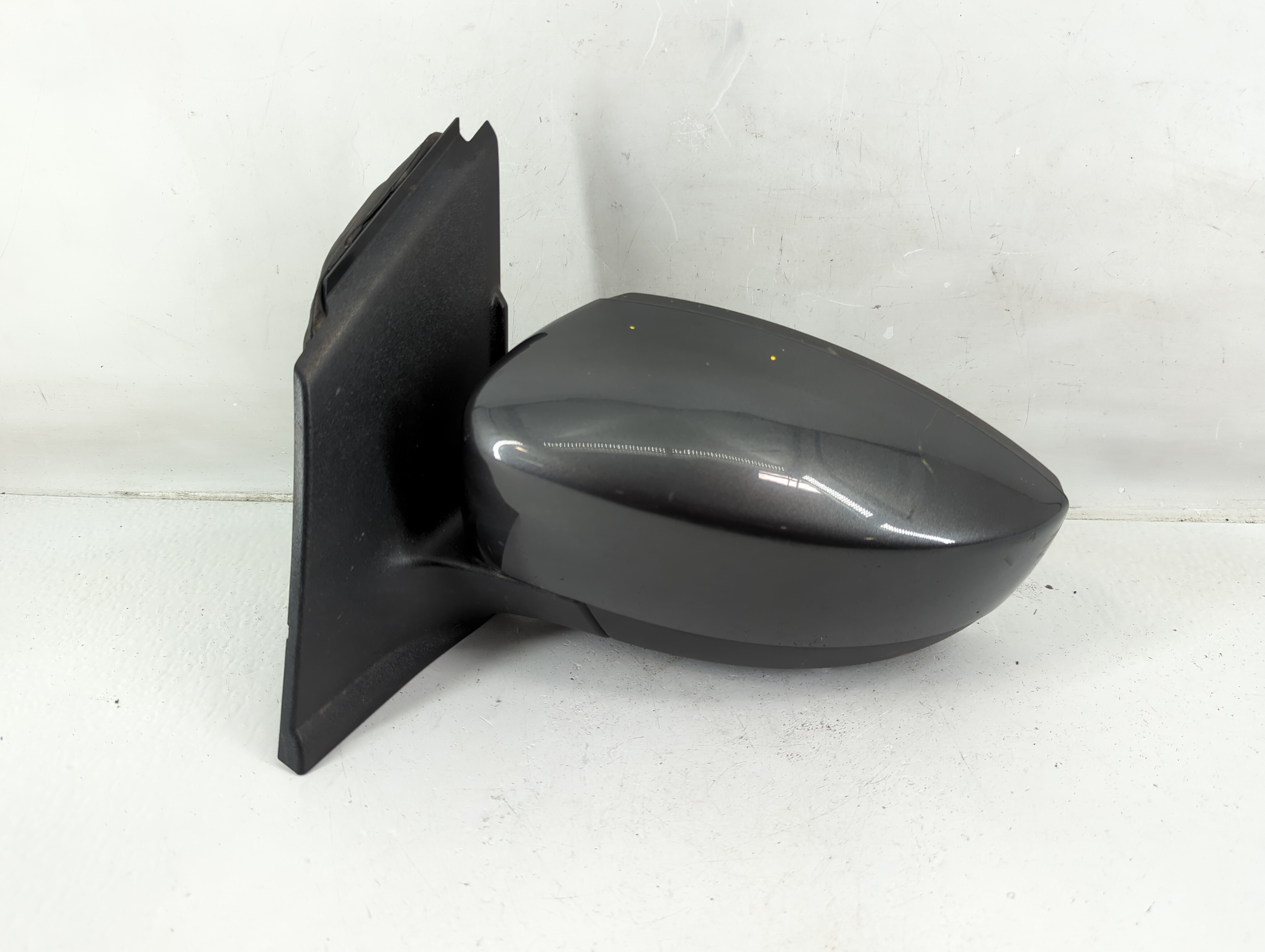 2013-2016 Ford Escape Driver Left Side View Power Door Mirror Grey 1142169 - Oemusedautoparts1.com