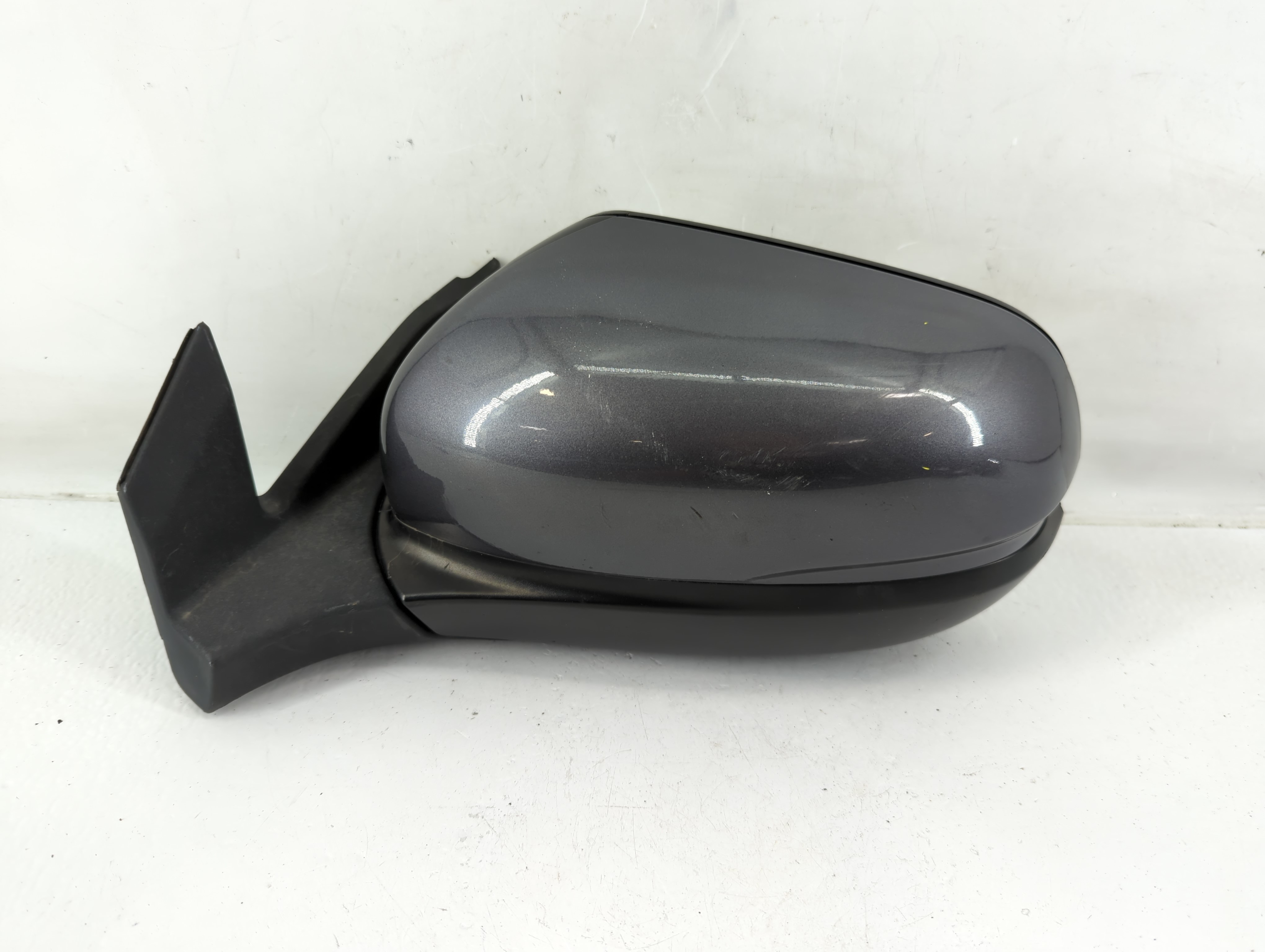 2017-2018 Honda Pilot Driver Left Side View Power Door Mirror Grey 1142194 - Oemusedautoparts1.com