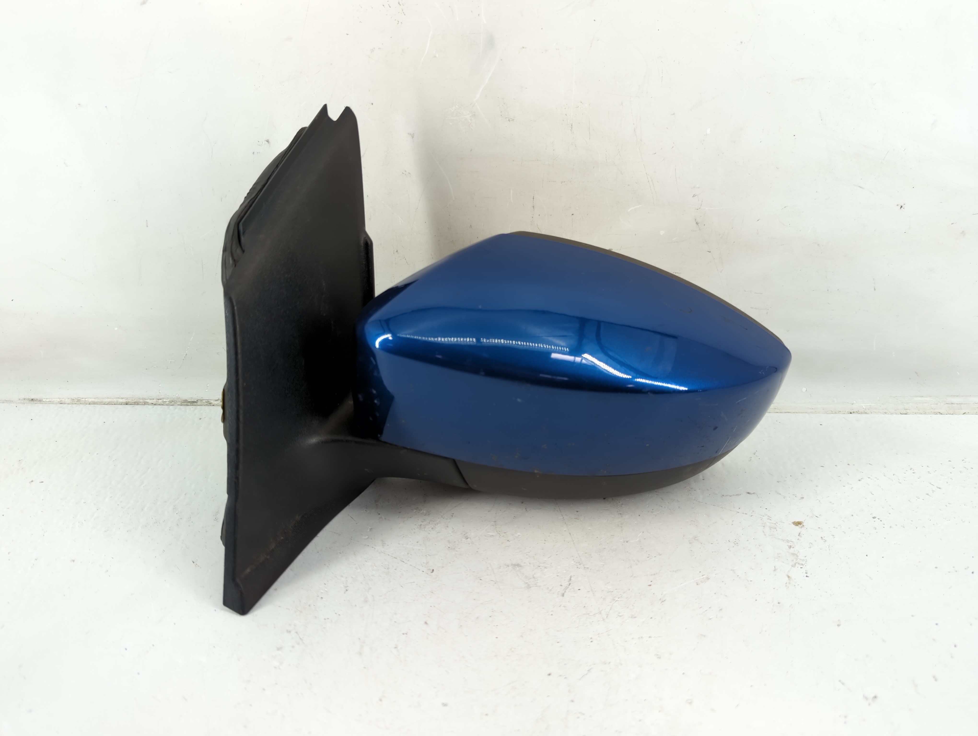 2017-2019 Ford Escape Passenger Right Side View Power Door Mirror 1142240 - Oemusedautoparts1.com