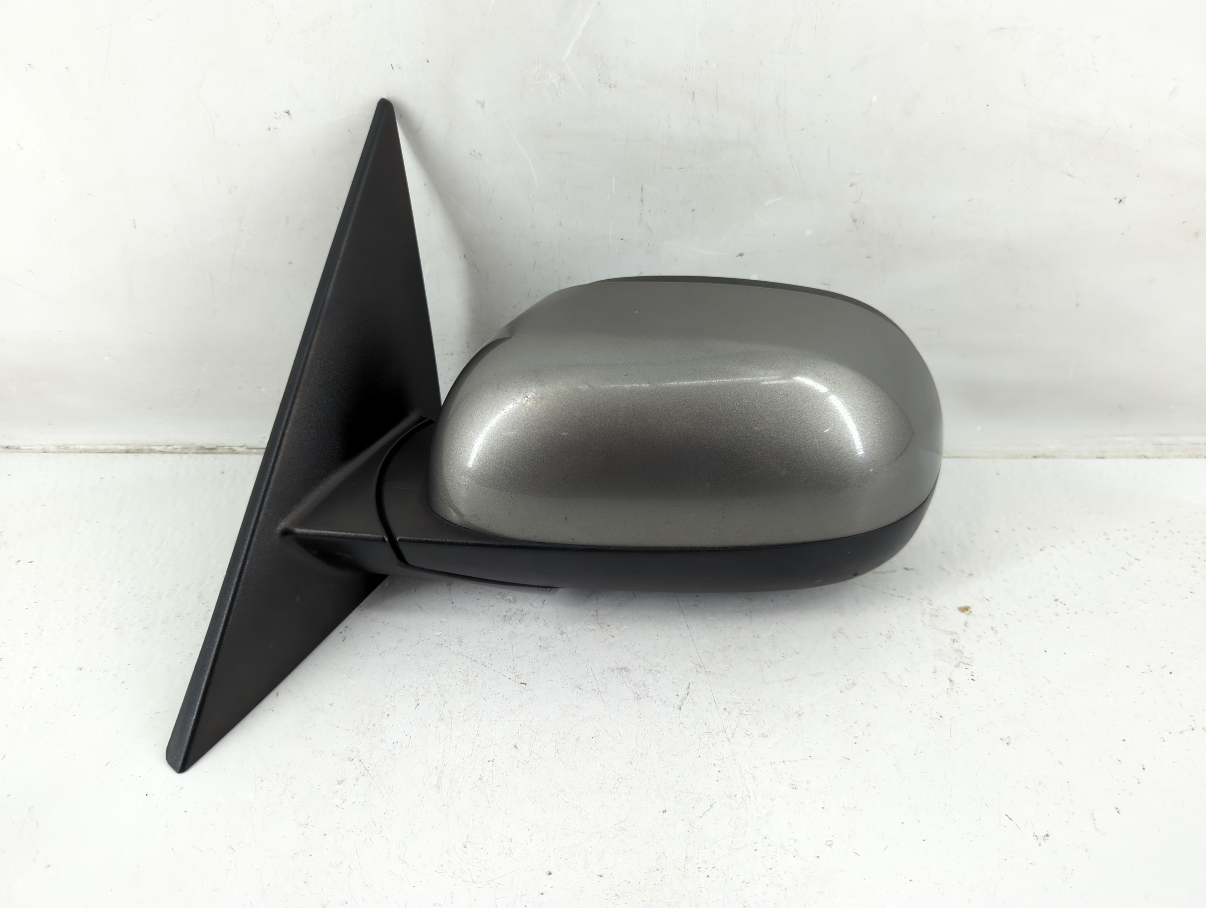 Picture of 2014-2019 Kia Soul Driver Left Side View Power Door Mirror Grey 1142241