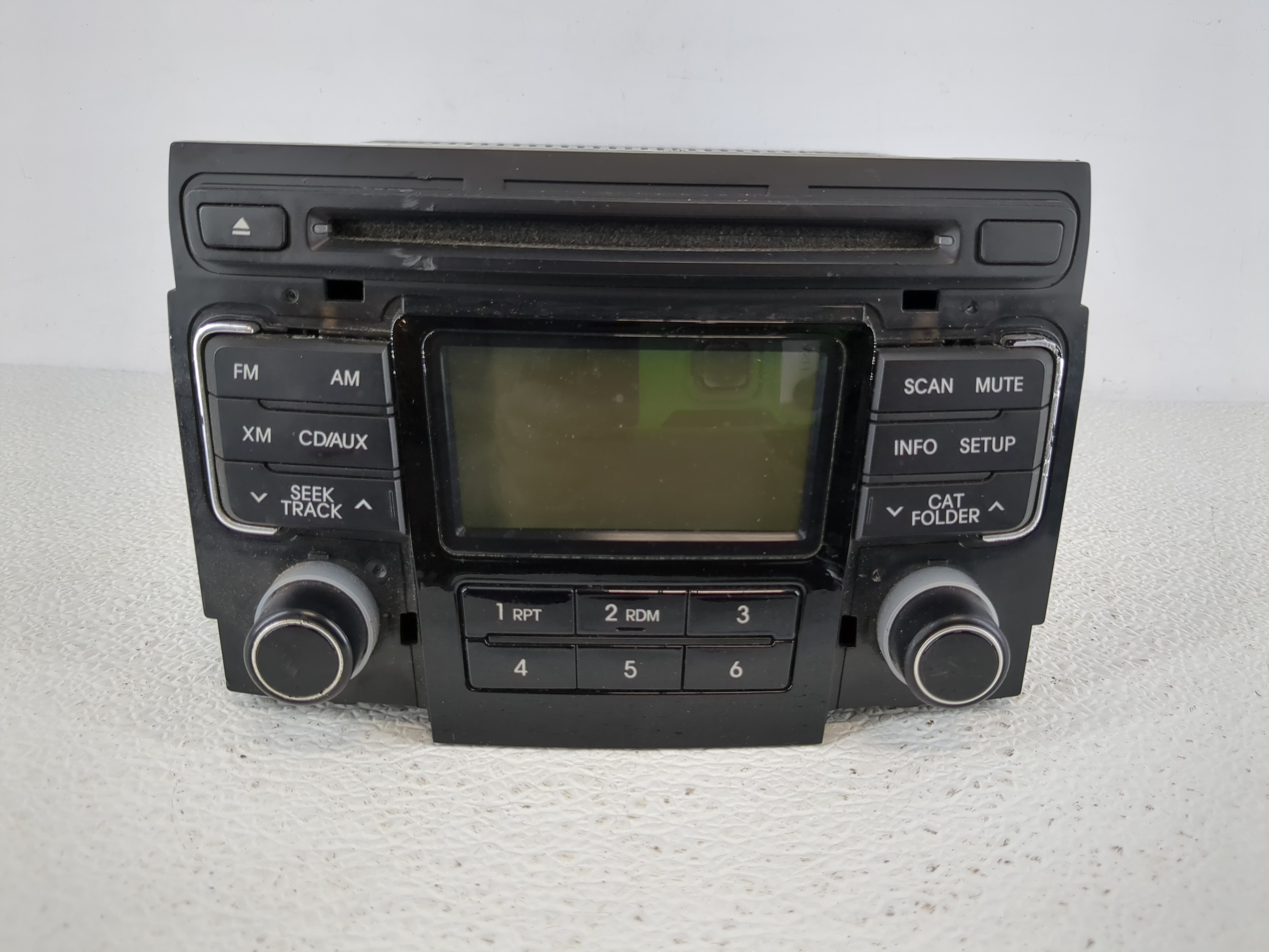 Picture of 2011-2011 Hyundai Sonata Am Fm Cd Player Radio Receiver 1142295