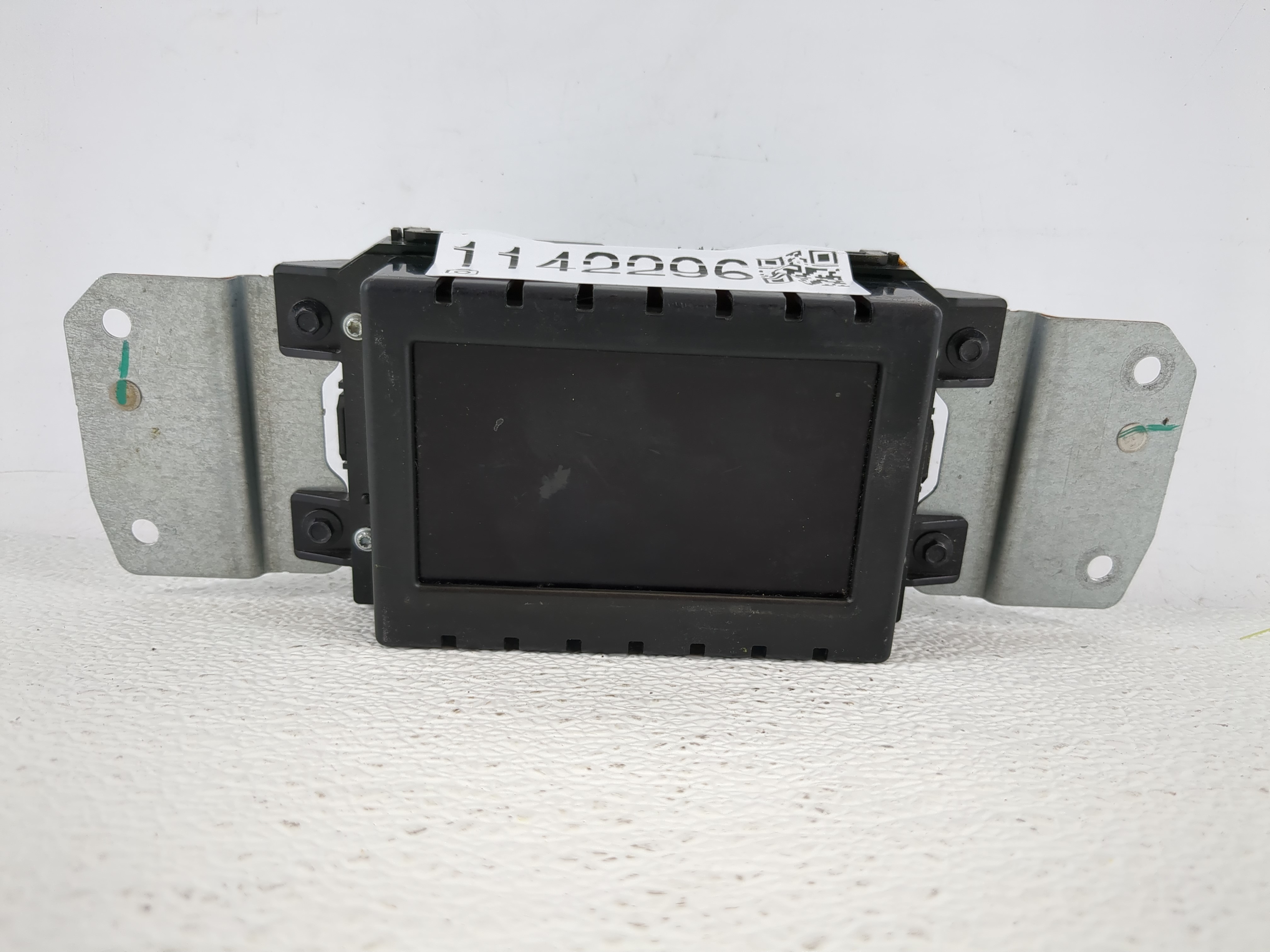 2013-2016 Ford Fusion Information Display Screen 1142296 - Oemusedautoparts1.com
