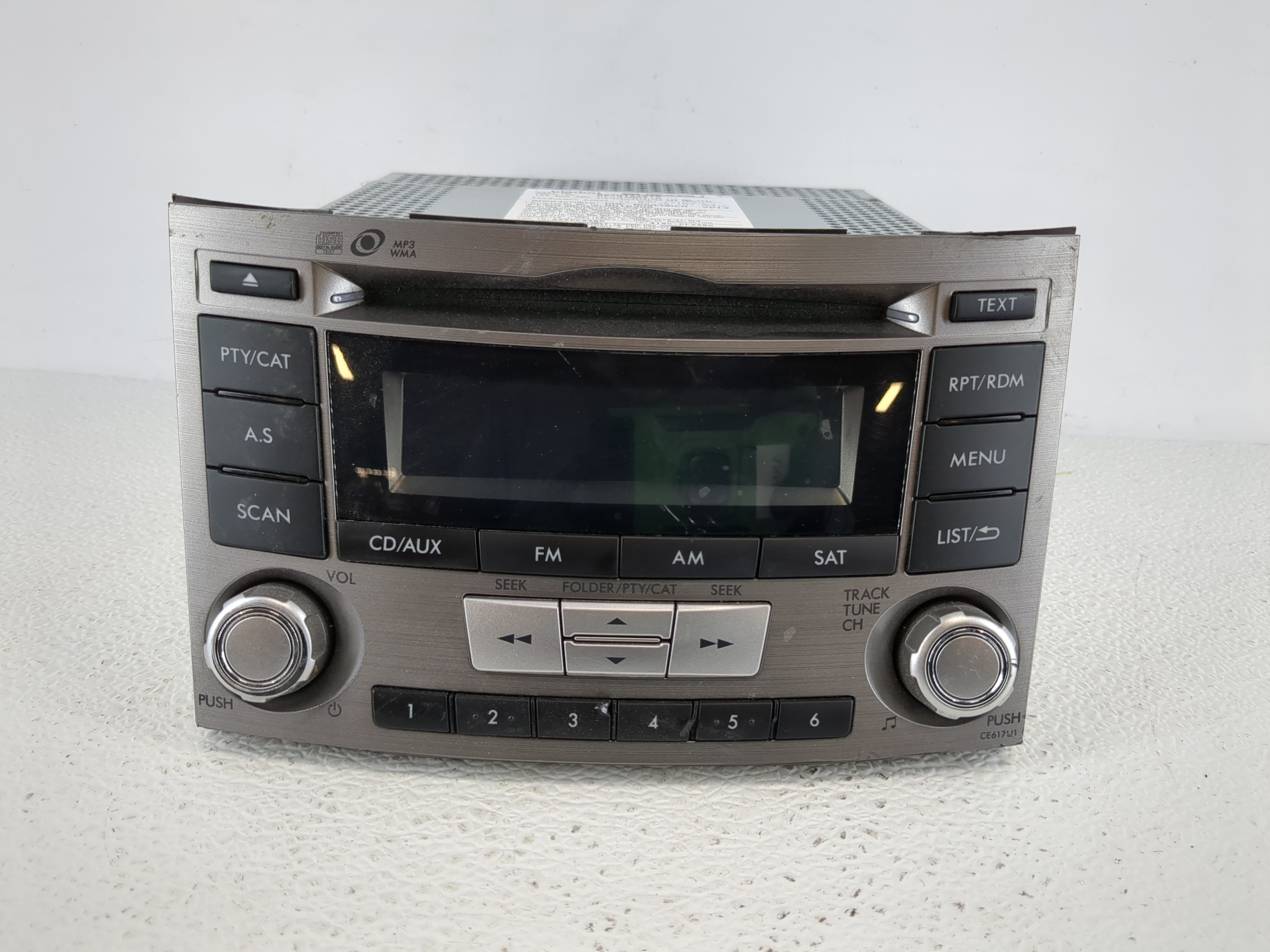 2014-2014 Subaru Legacy Am Fm Cd Player Radio Receiver 1142303 - Oemusedautoparts1.com