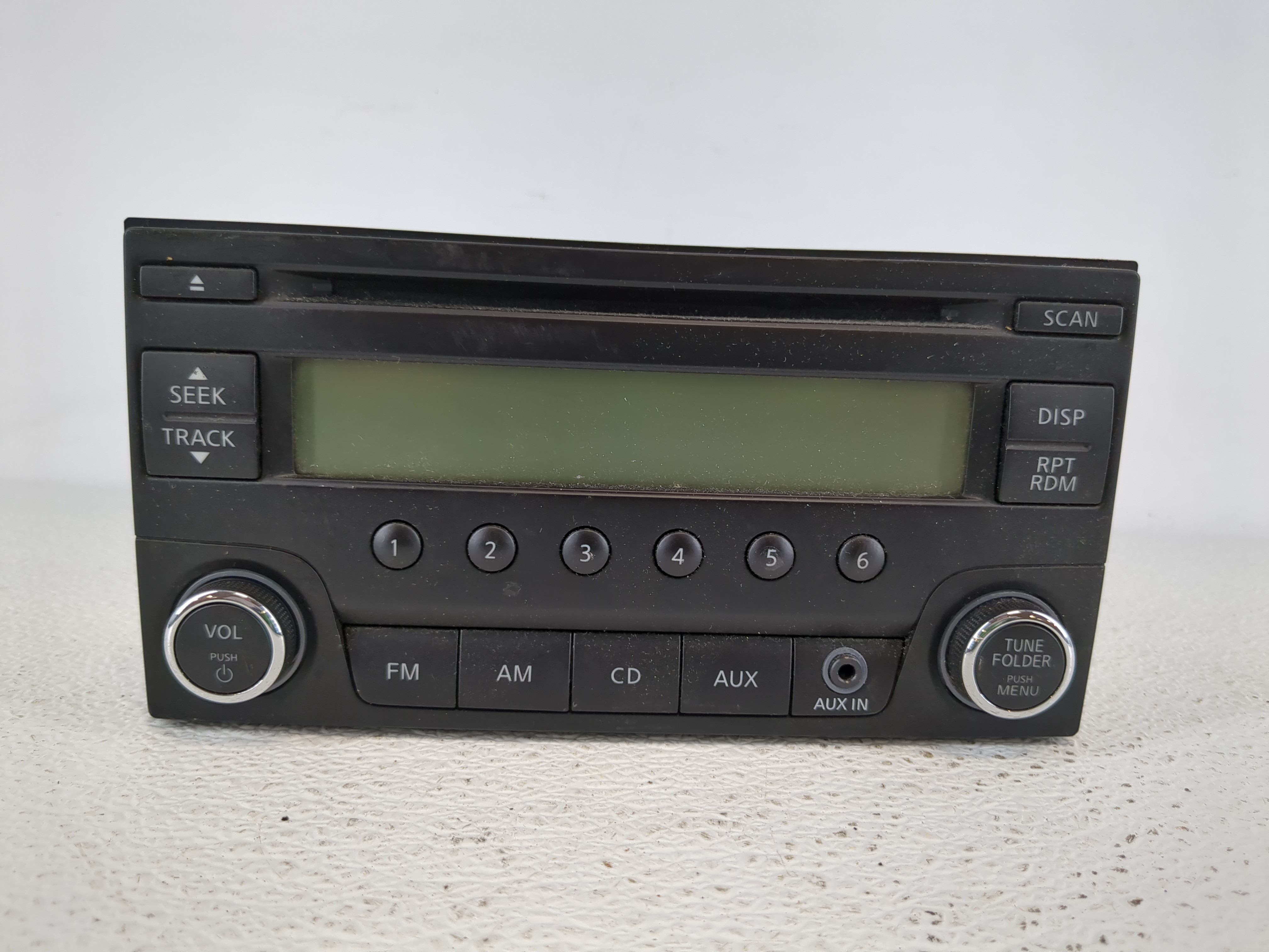 2015-2016 Nissan Versa Am Fm Cd Player Radio Receiver 1142364 - Oemusedautoparts1.com