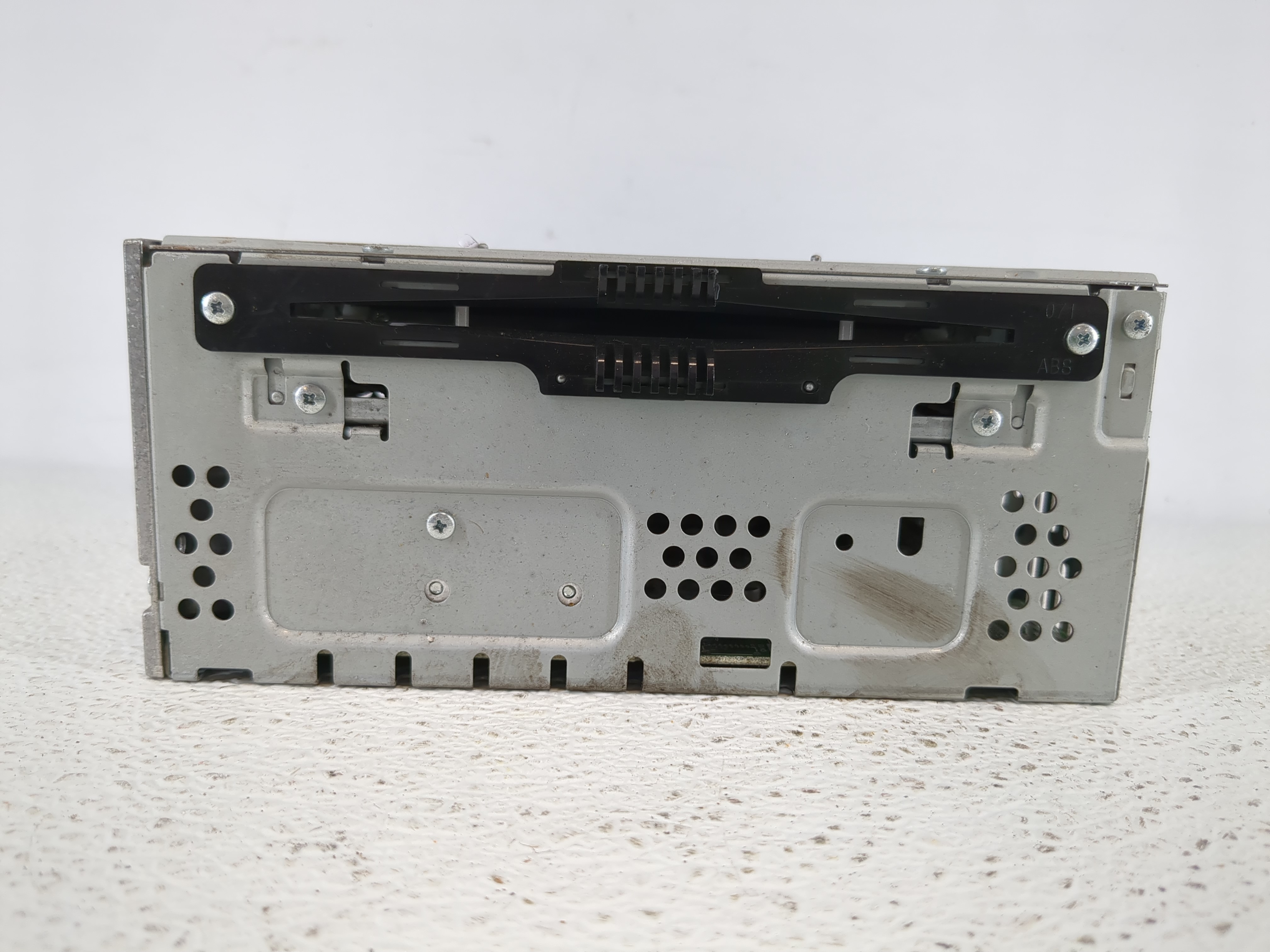 2013-2015 Ford Fusion Am Fm Cd Player Radio Receiver 1142374 - Oemusedautoparts1.com