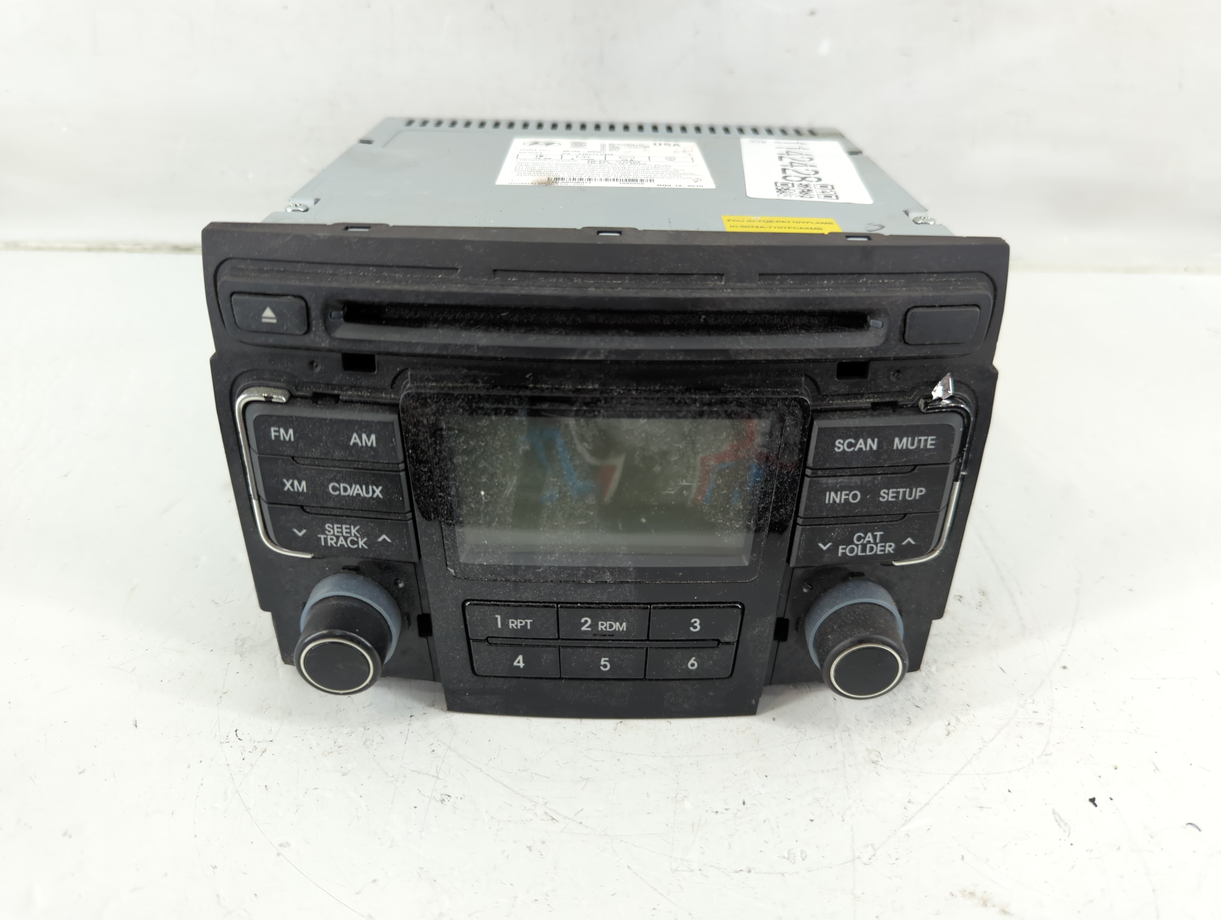Picture of 2011-2011 Hyundai Sonata Am Fm Cd Player Radio Receiver 1142428