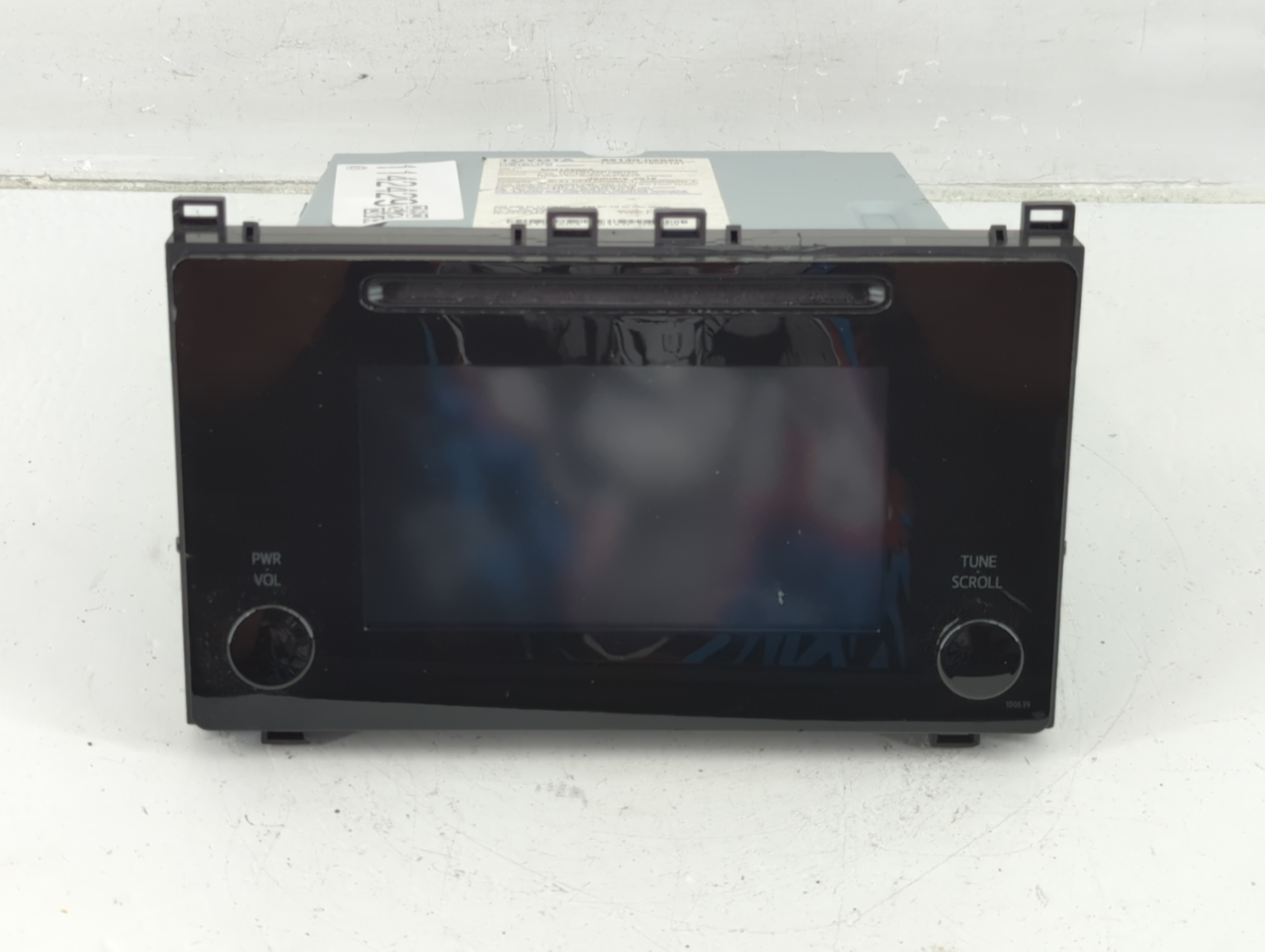 Picture of 2017-2019 Toyota Corolla Am Fm Cd Player Radio Receiver 1142429