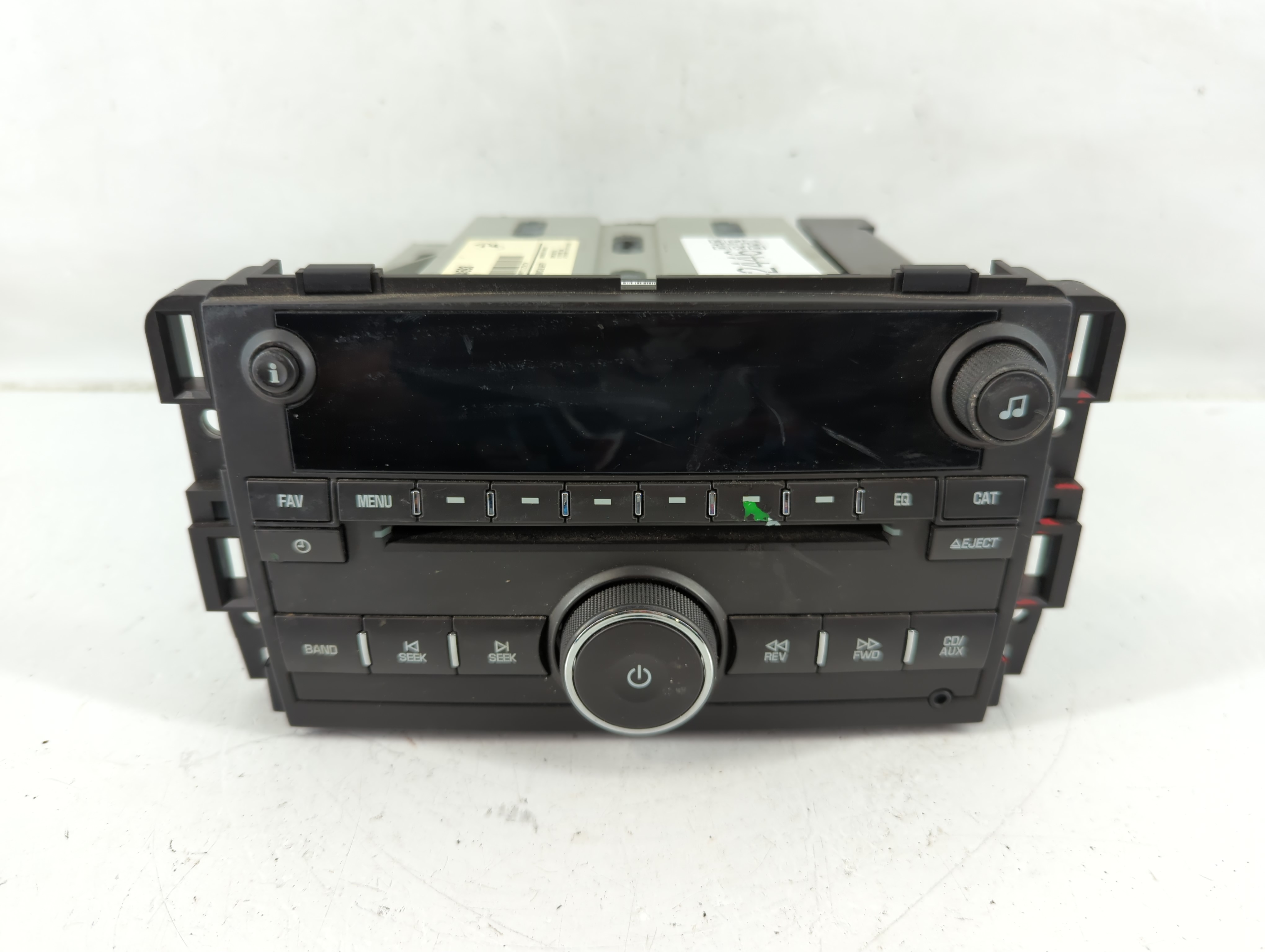2010-2013 Gmc Sierra 1500 Am Fm Cd Player Radio Receiver 1142446 - Oemusedautoparts1.com