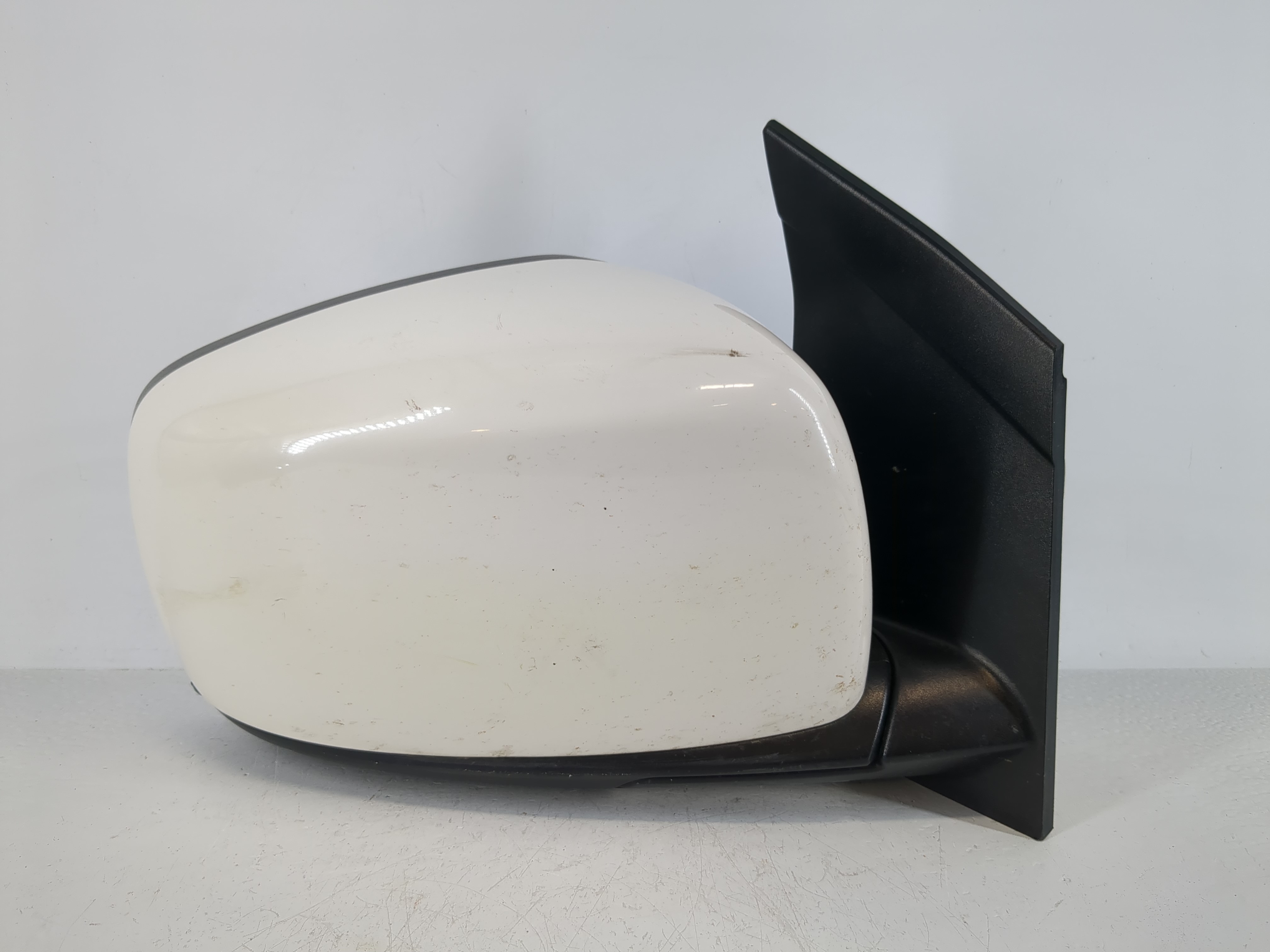 2011 Chrysler Town & Country Passenger Right Side View Power Door Mirror 1142466 - Oemusedautoparts1.com
