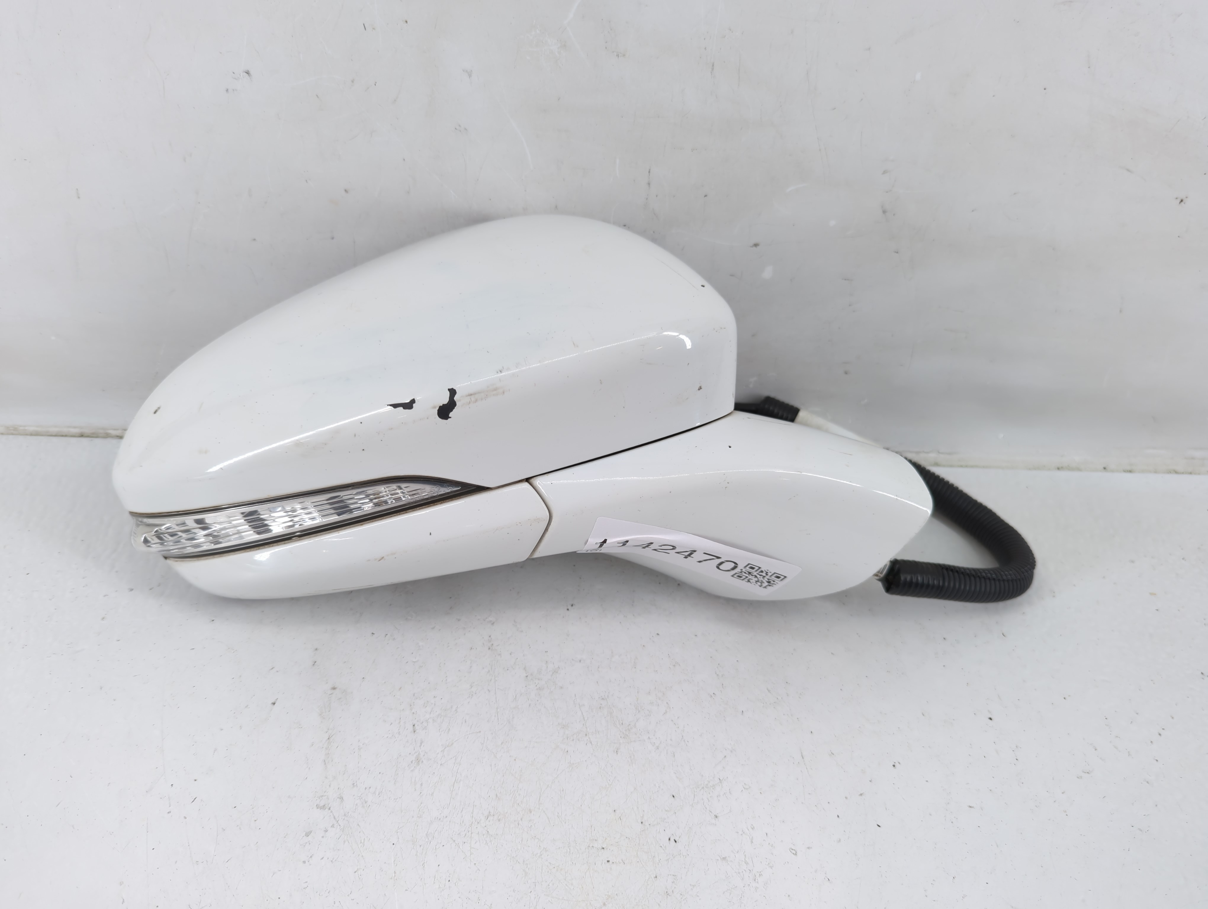 2015-2017 Ford Fusion Passenger Right Side View Power Door Mirror White 1142470 - Oemusedautoparts1.com